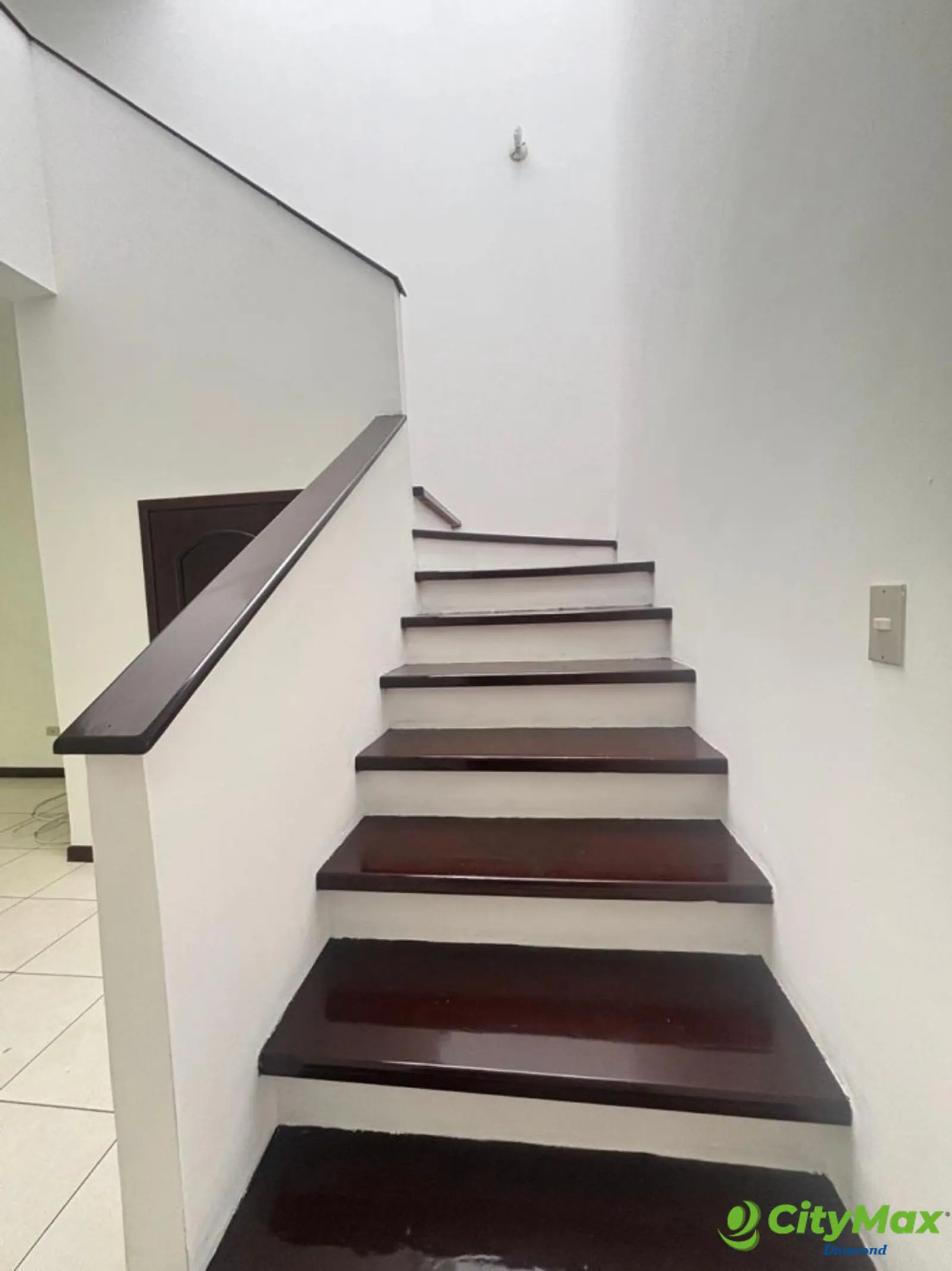 Casa en venta y renta condominio Entreverdes Fraijanes - foto 5