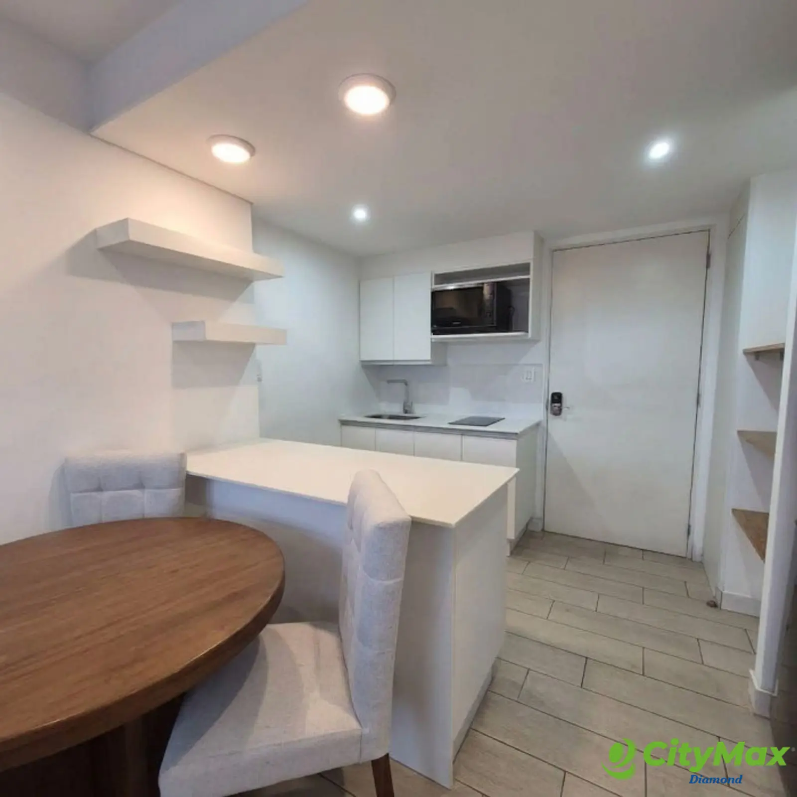 Apartamento de 1 habitación en Venta en QUO Zona 4 - foto 2
