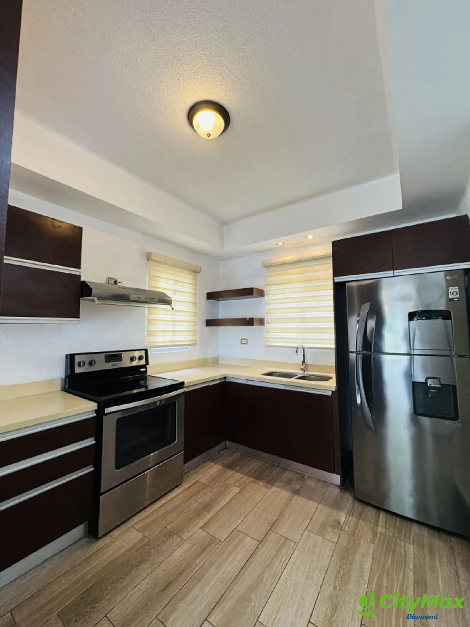 Apartamento en renta Zona 16 Vista Hermosa 4 - Cocina
