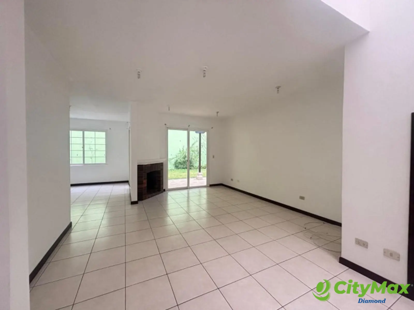 Casa en venta y renta condominio Entreverdes Fraijanes - foto 2