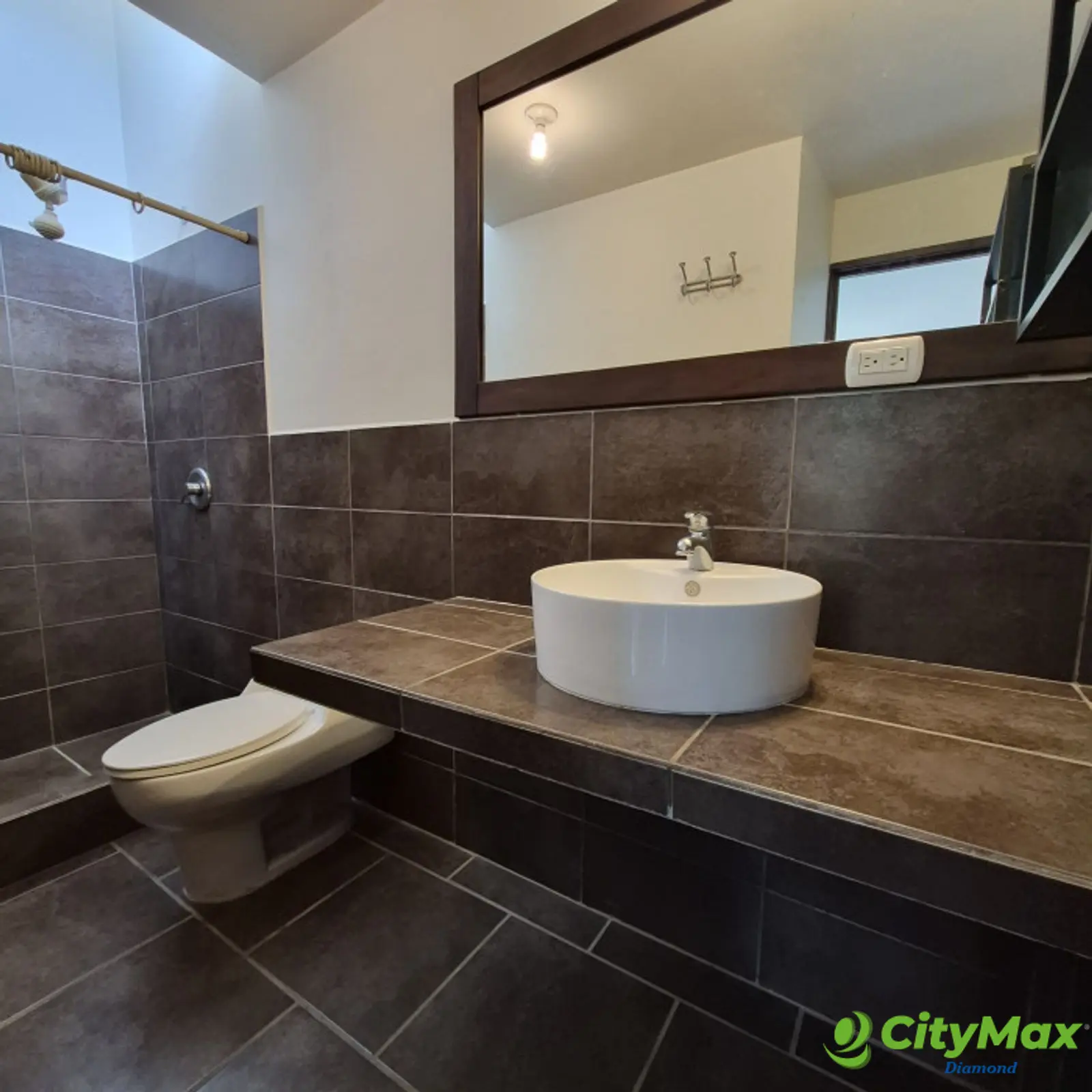 Casa en renta y venta Cumbres de La Arboleda km 21 CAES - foto 19