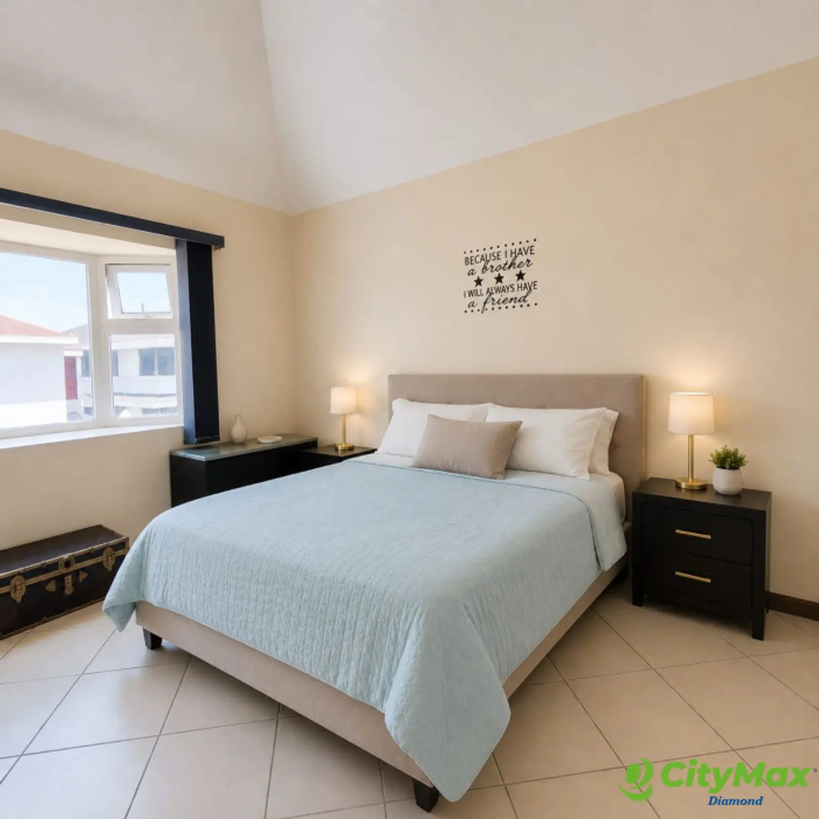 Casa de esquina en venta Km. 18 Carretera Salvador - habitación secundaria IA