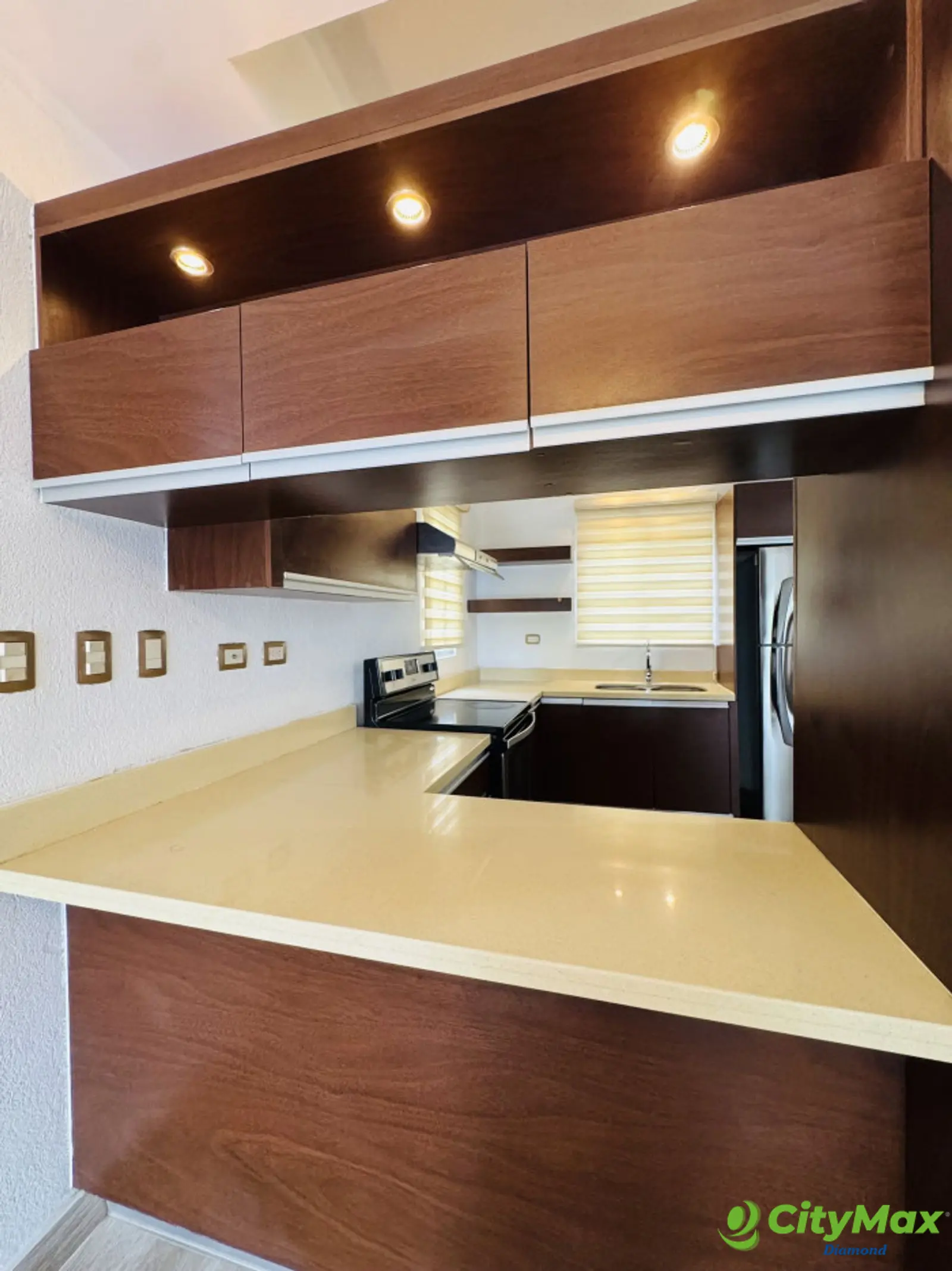 Apartamento en renta Zona 16 Vista Hermosa 4 - Desayunador