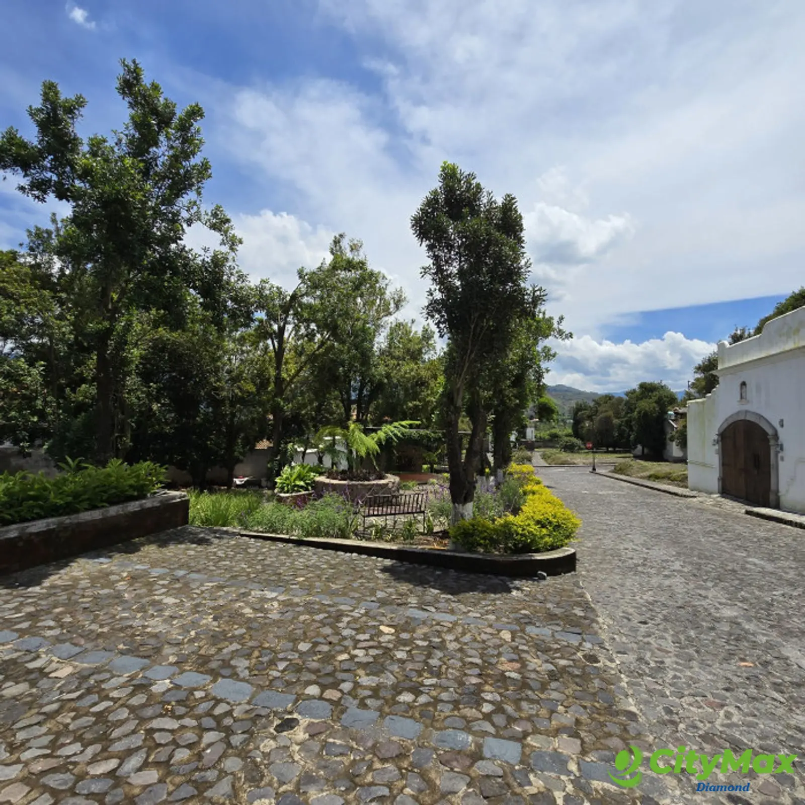 Terreno en Venta en Hacienda del Comendador Antigua - foto 8