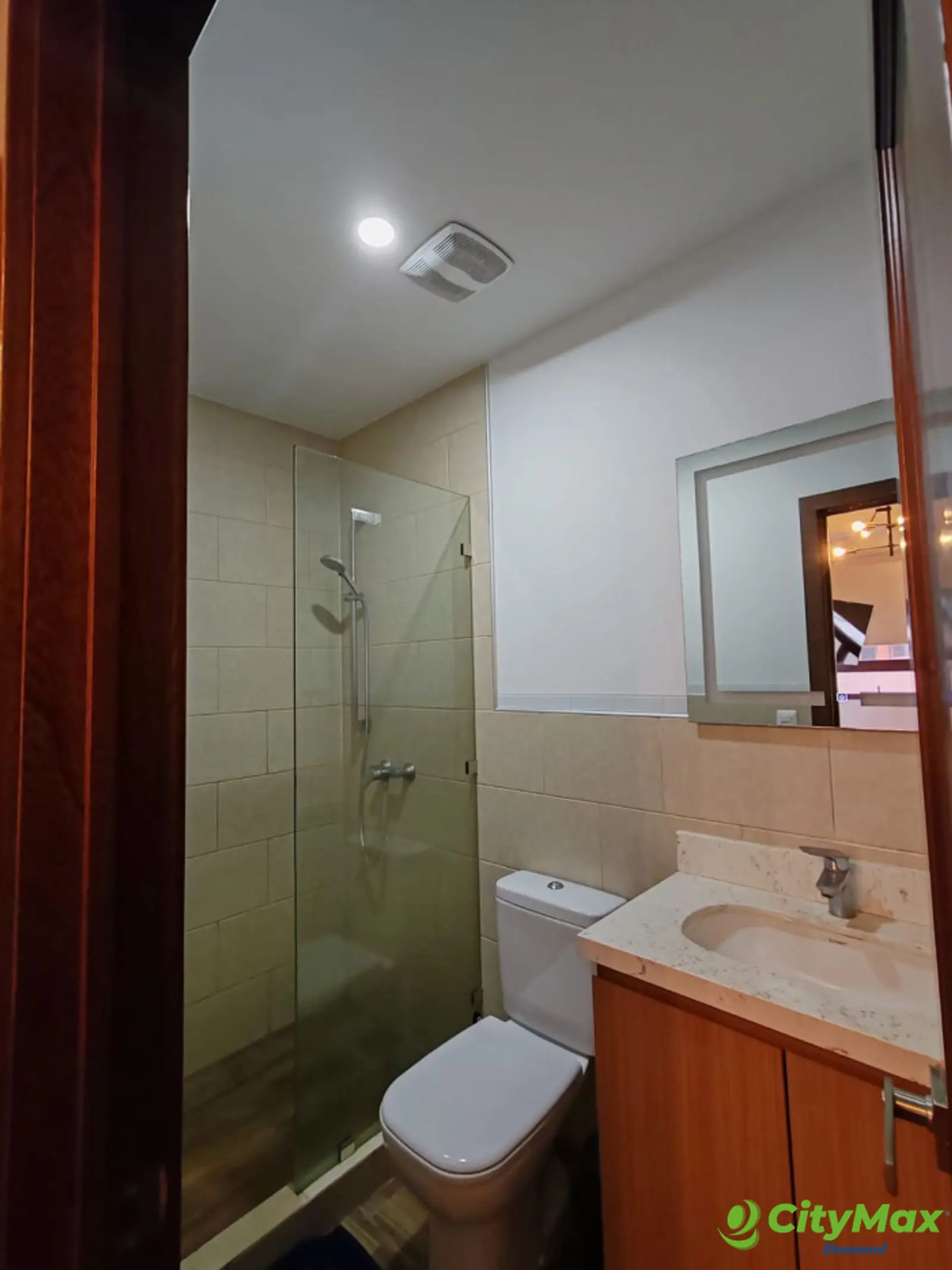 Apartamento renta edificio Salvattore zona 10 - foto 11