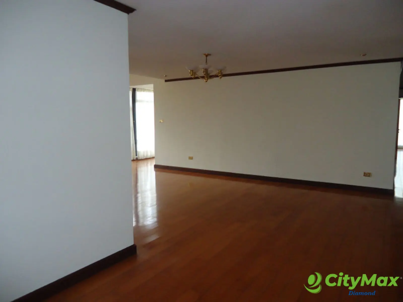 ESPACIOSO APARTAMENTO EN VENTA ZONA 15 VISTA HERMOSA 2 - foto 2