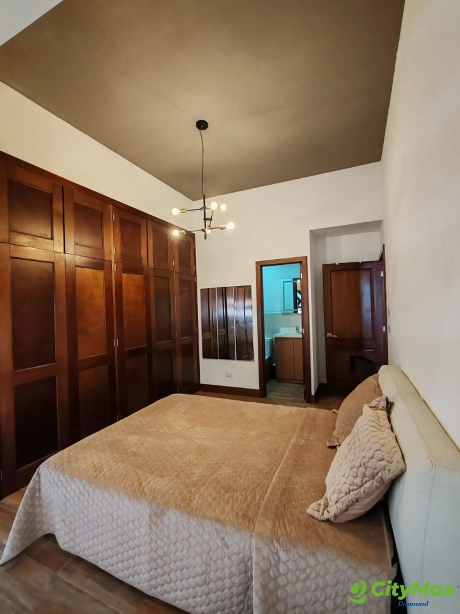 Apartamento renta edificio Salvattore zona 10 - foto 10