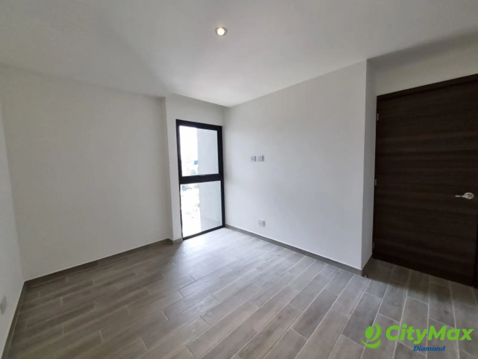 RENTA/ALQUILER APARTAMENTO PARQUE 10 zona 10 - foto 11