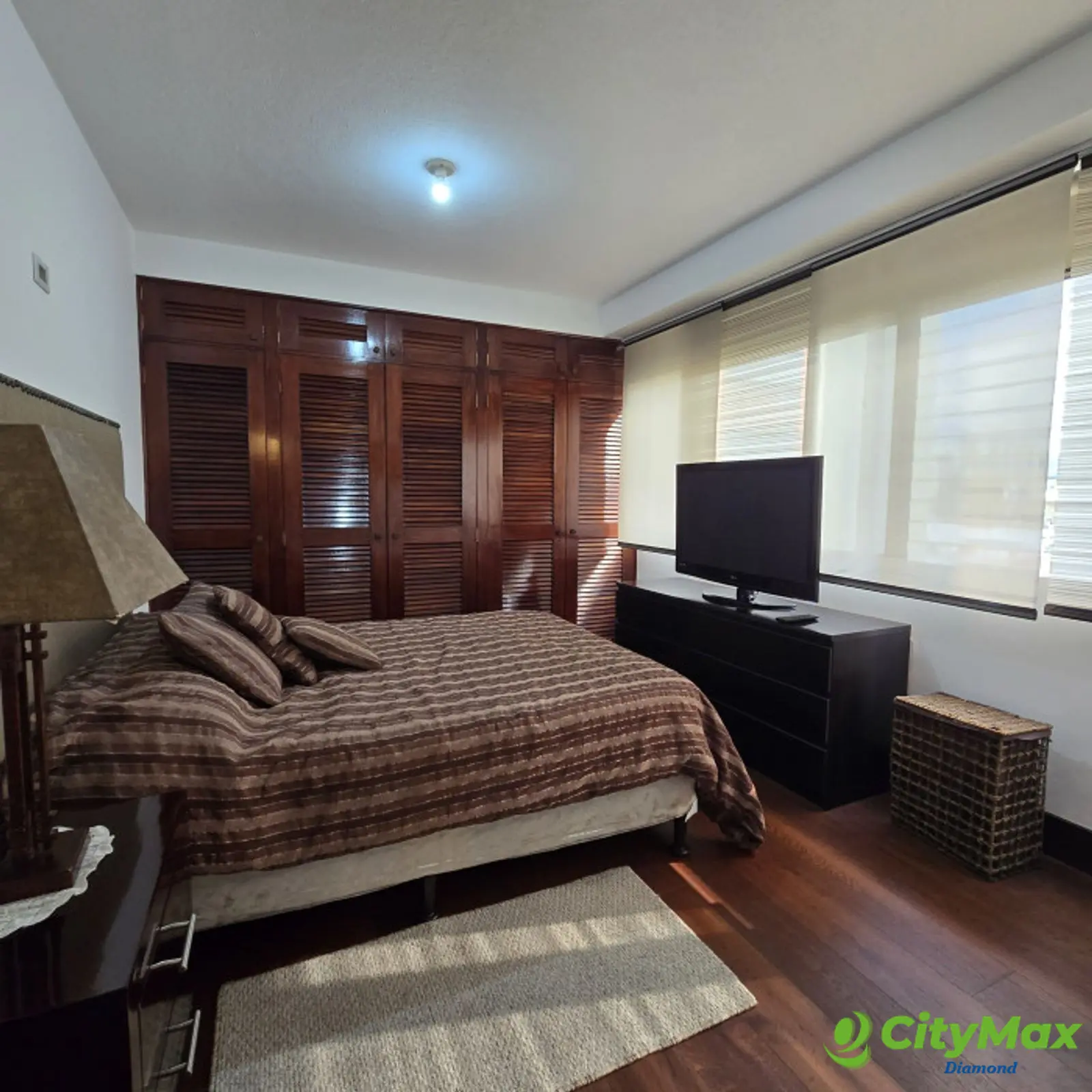 Apartamento Amueblado en Renta o Venta en Zona 10 - foto 6