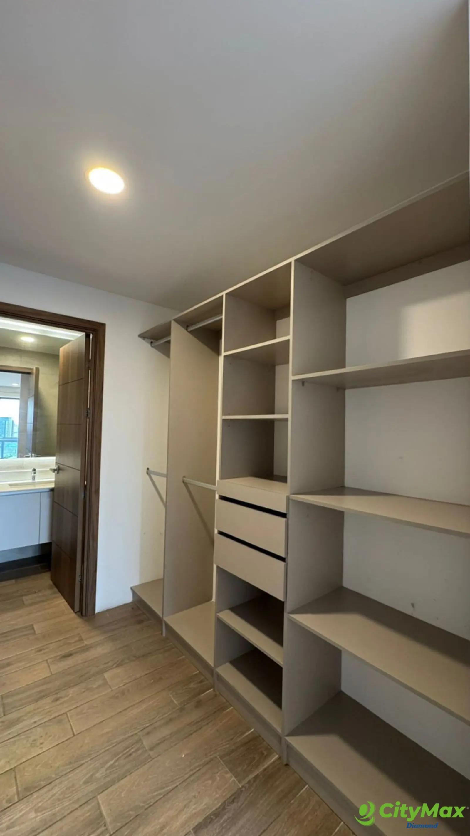 Apartamento en Renta Zona 14 Parque 14 - foto 8