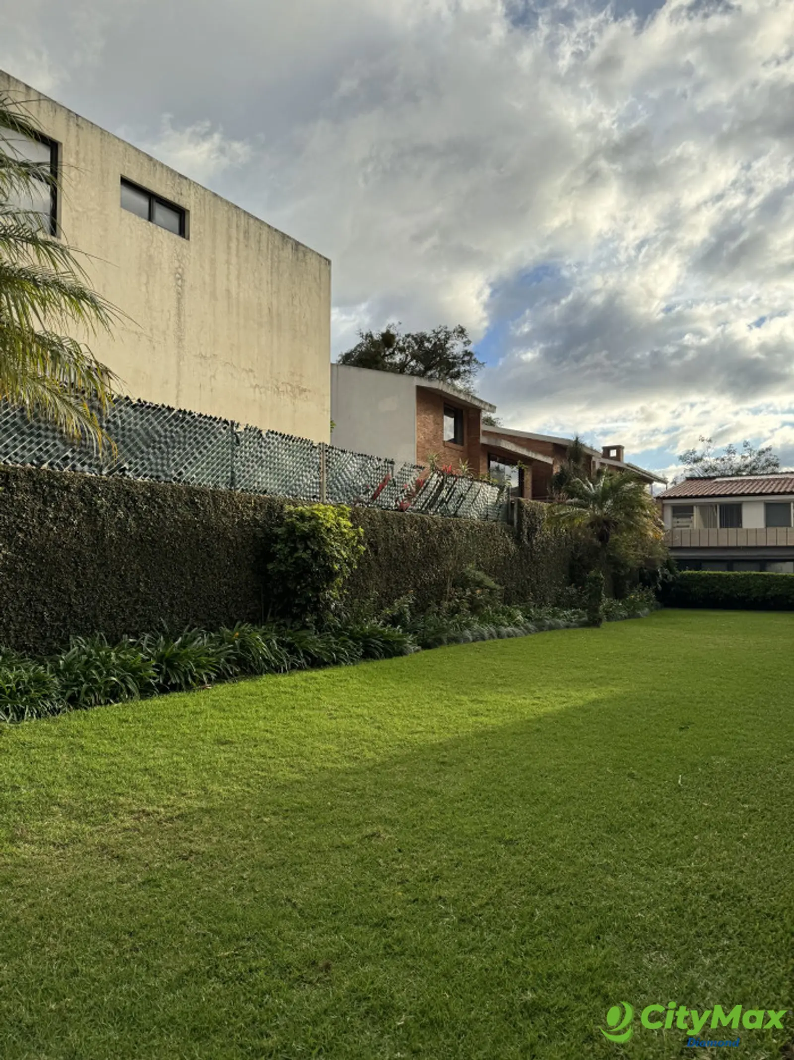 Casa tipo townhouse en Renta zona 15 Vista Hermosa 2. - foto 11