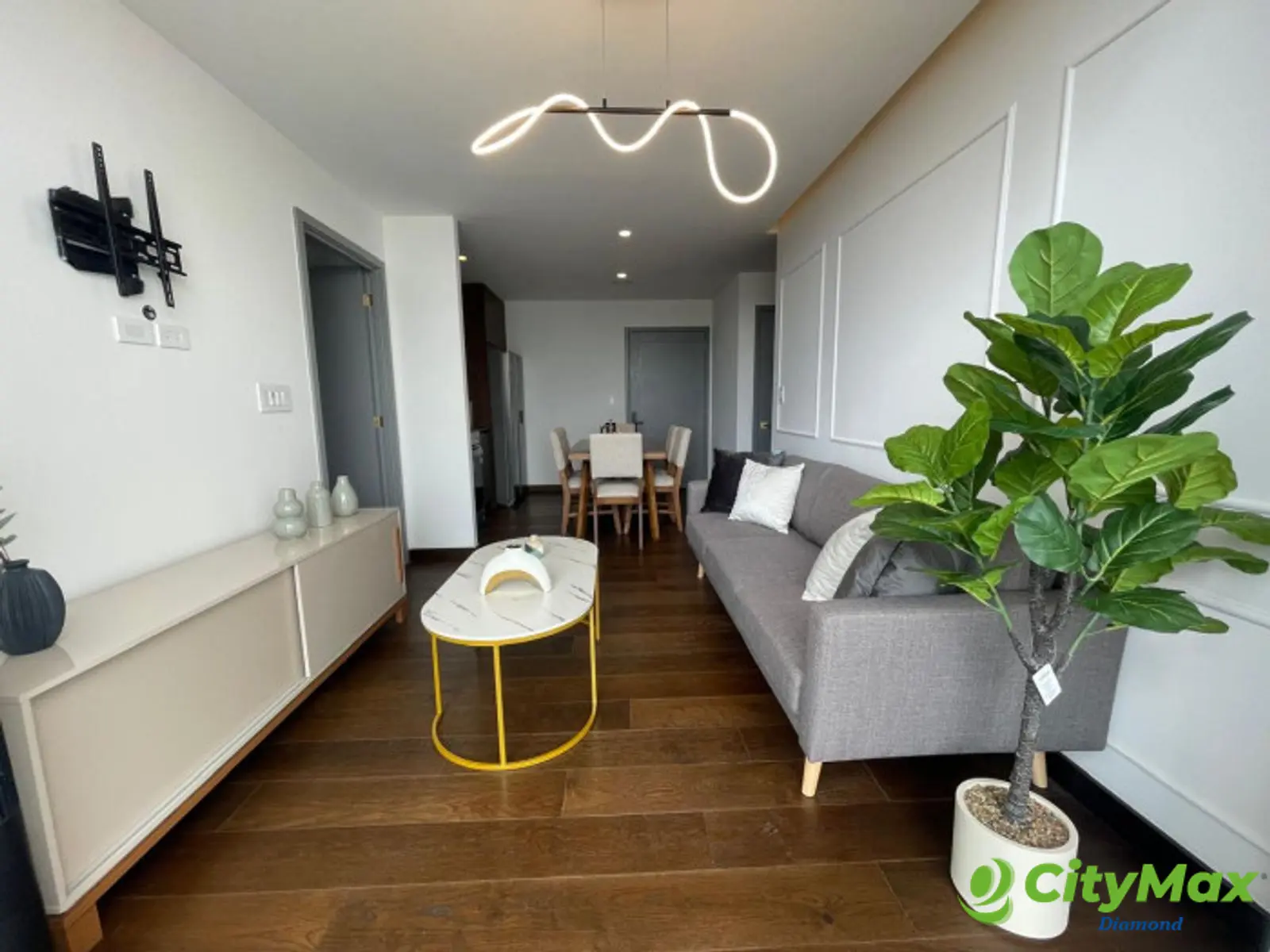 Apartamento Amueblado en Renta en Zona 10 - foto 2