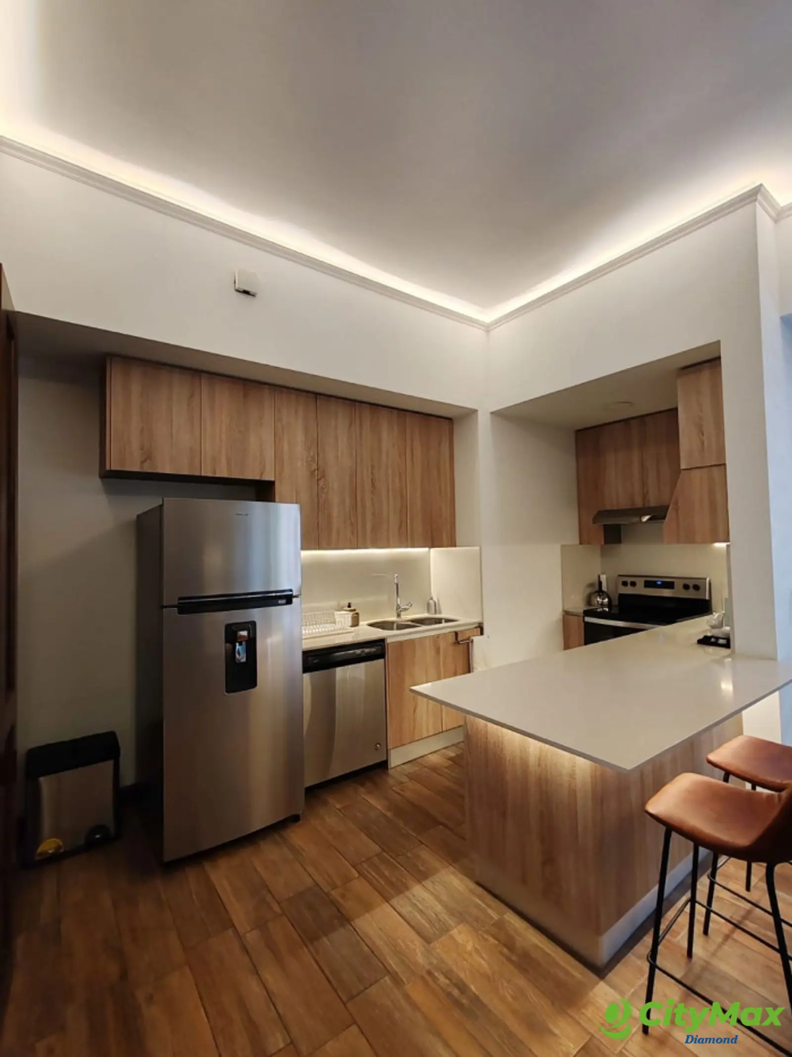 Apartamento renta edificio Salvattore zona 10 - foto 3