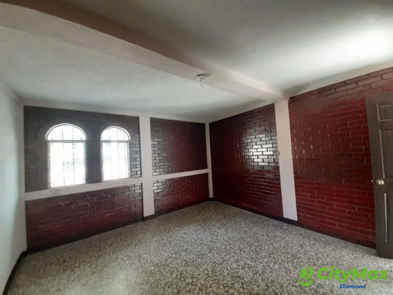 Propiedad En Venta con 4 Apartamentos Zona 3 Mixco - foto 9