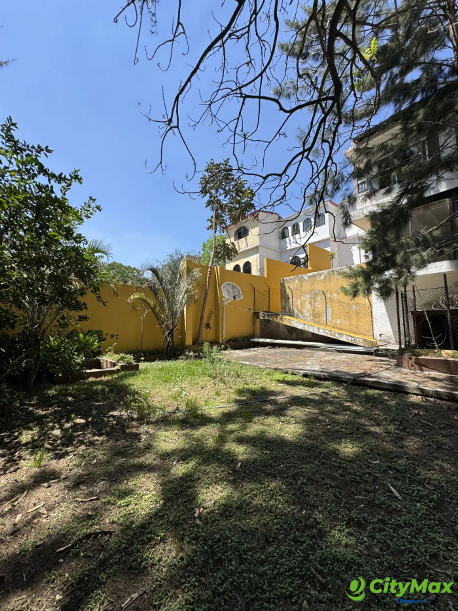 Oficina o bodega para uso comercial en renta Zona 15 - foto 6