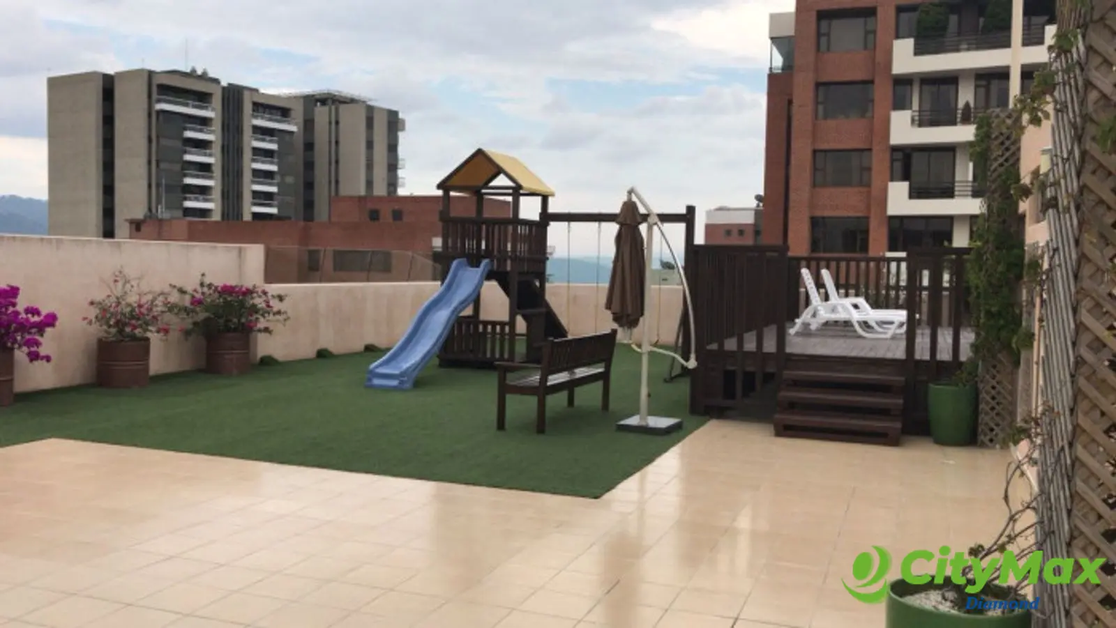 Apartamento en renta en zona 14, Torre Quattro - foto 10