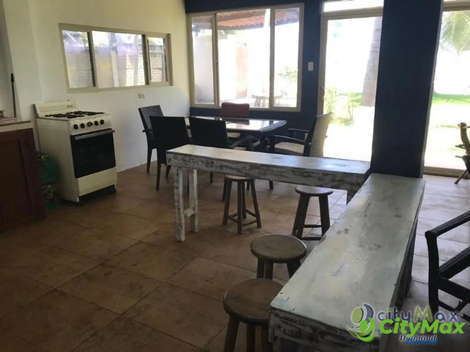 Casa en Venta en Sipacate - foto 4