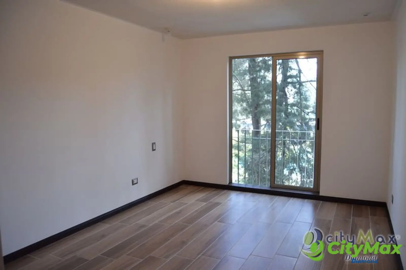 CityMax Diamond Alquila Apartamento en Zona 15 - foto 7