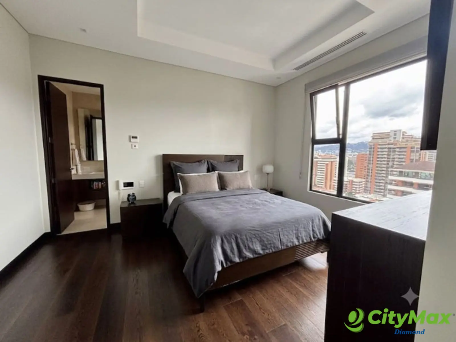 Apartamento de lujo en venta o renta en Zona 14 - foto 9