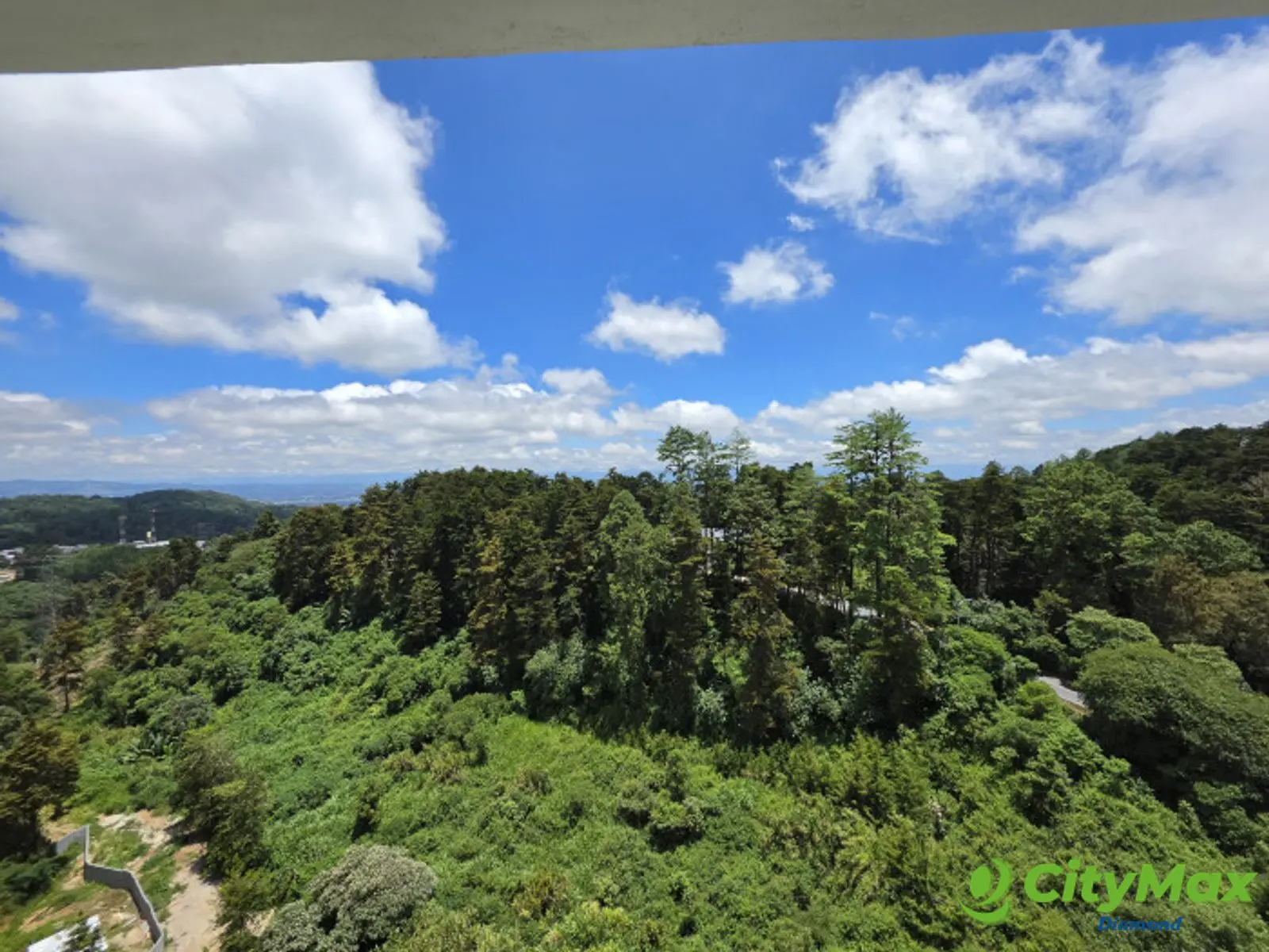 Apartamento en Renta en Monet Cristo Rey Puerta Parada - Vista al Bosque