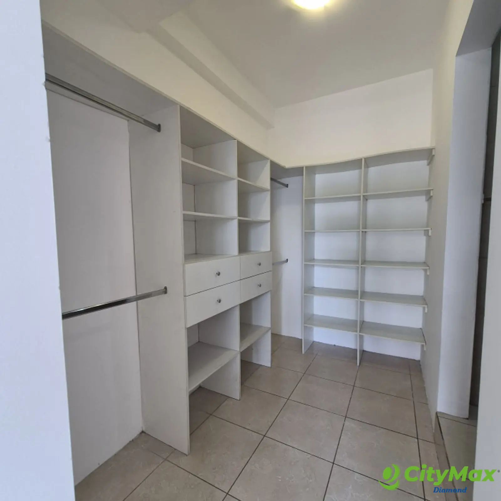 Apartamento en Renta en Kanajuyu 2 Zona 16 - foto 17