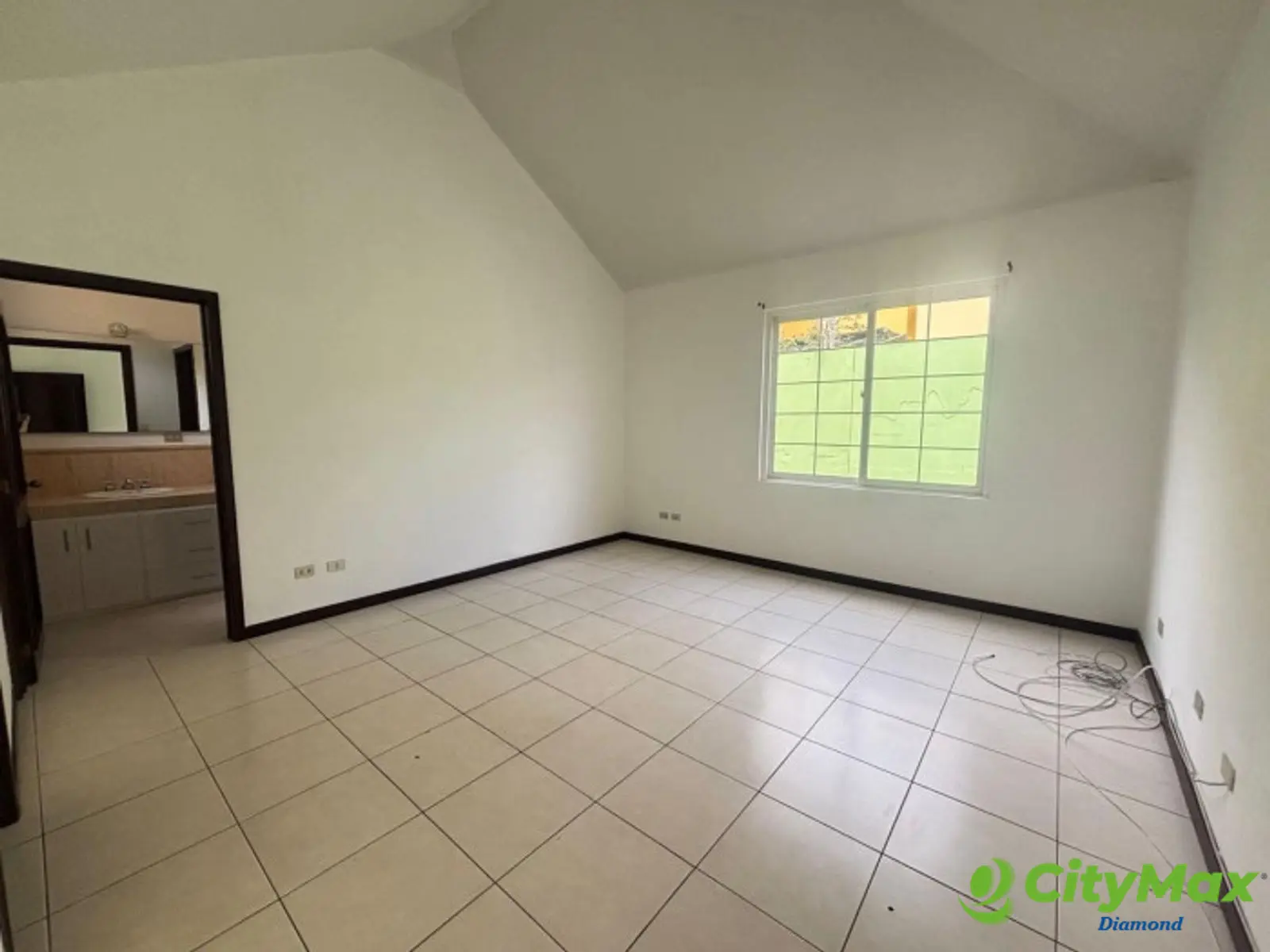 Casa en venta y renta condominio Entreverdes Fraijanes - foto 7