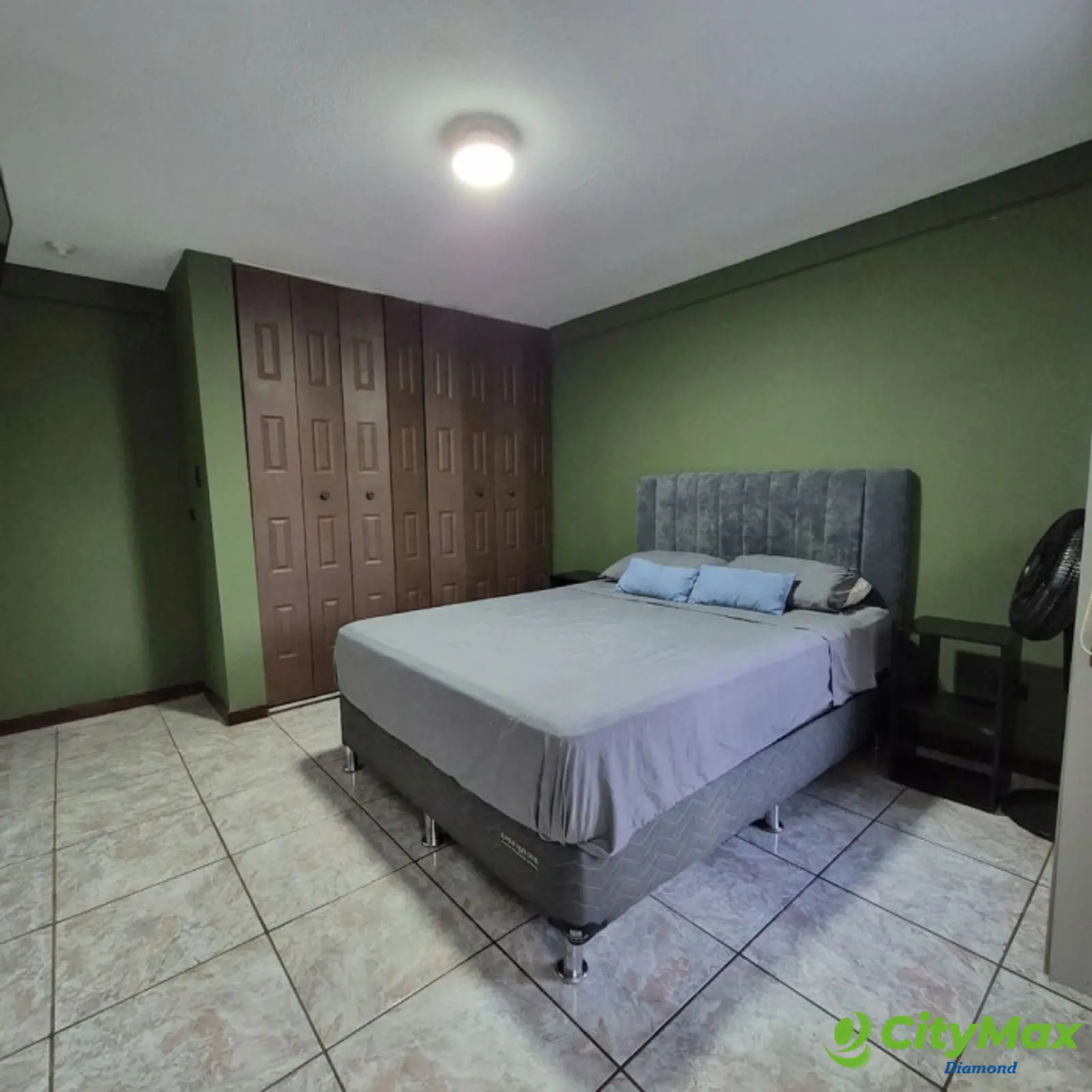 Apartamento en venta en zona 15 Edificio de uso mixto - foto 8