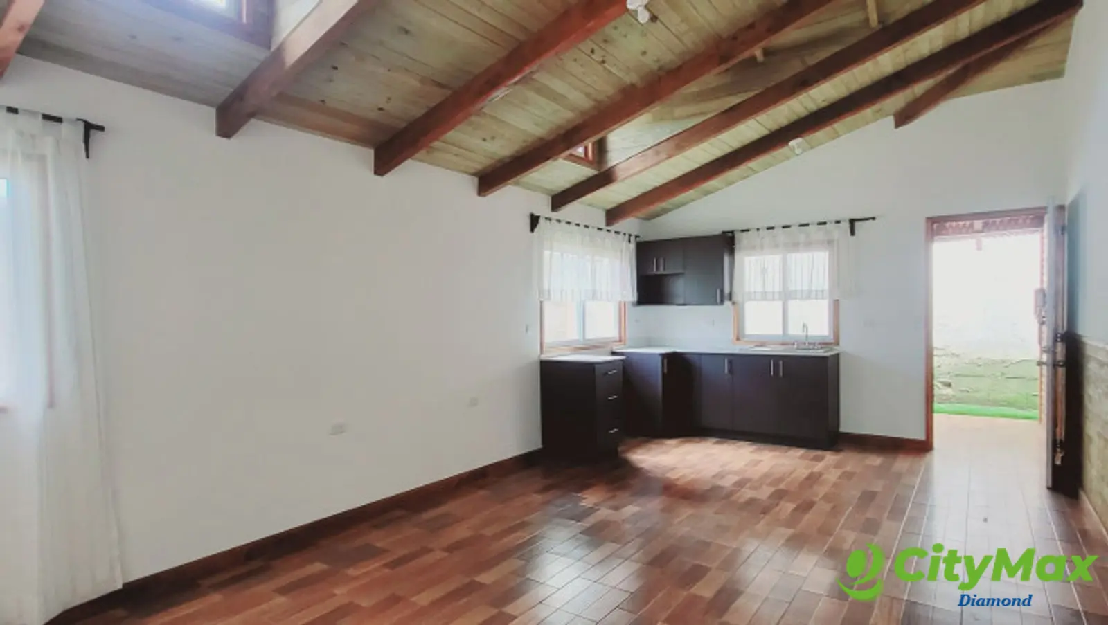 Casa Tipo Canadiense en Renta en CAES KM25.5 - foto 2