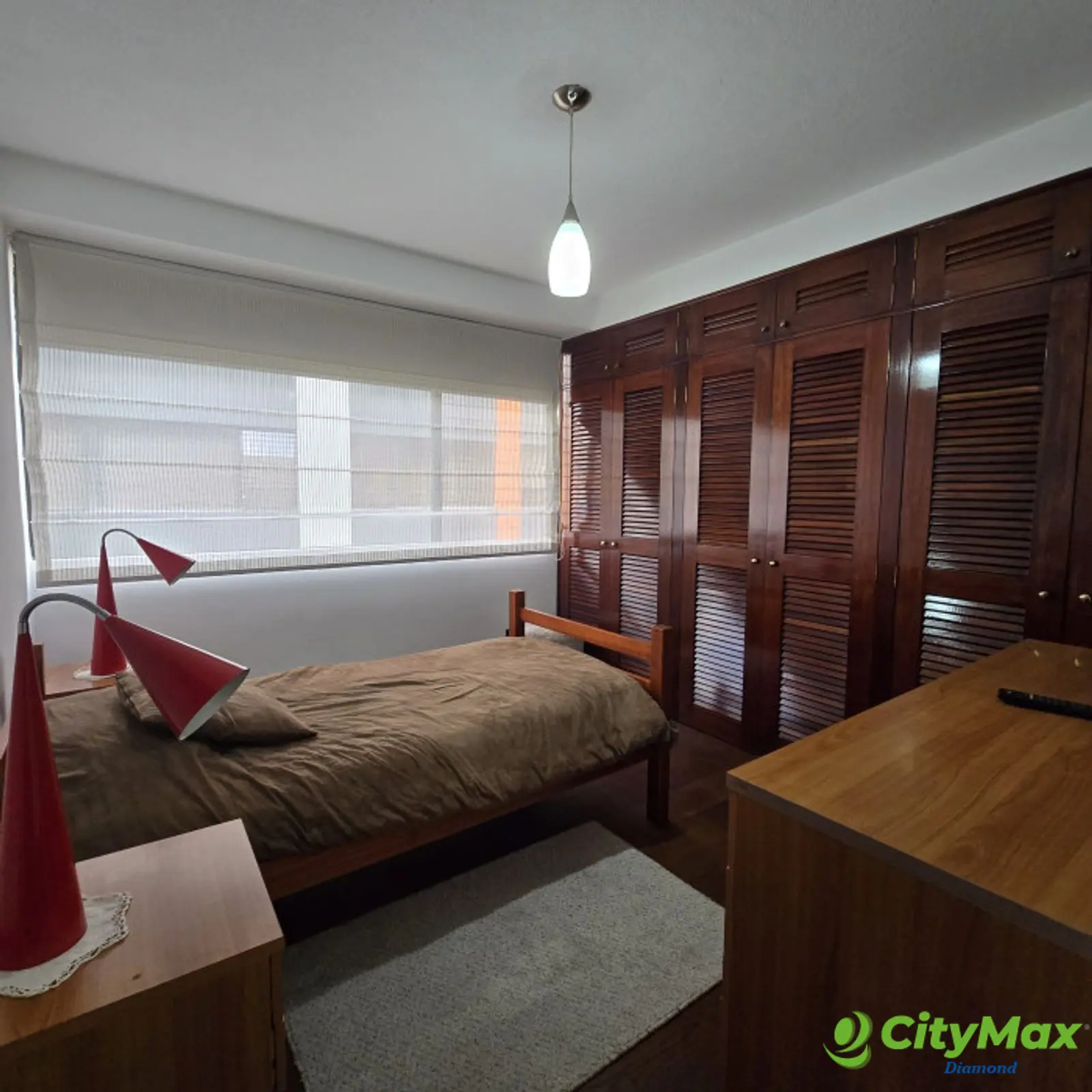 Apartamento Amueblado en Renta o Venta en Zona 10 - foto 4