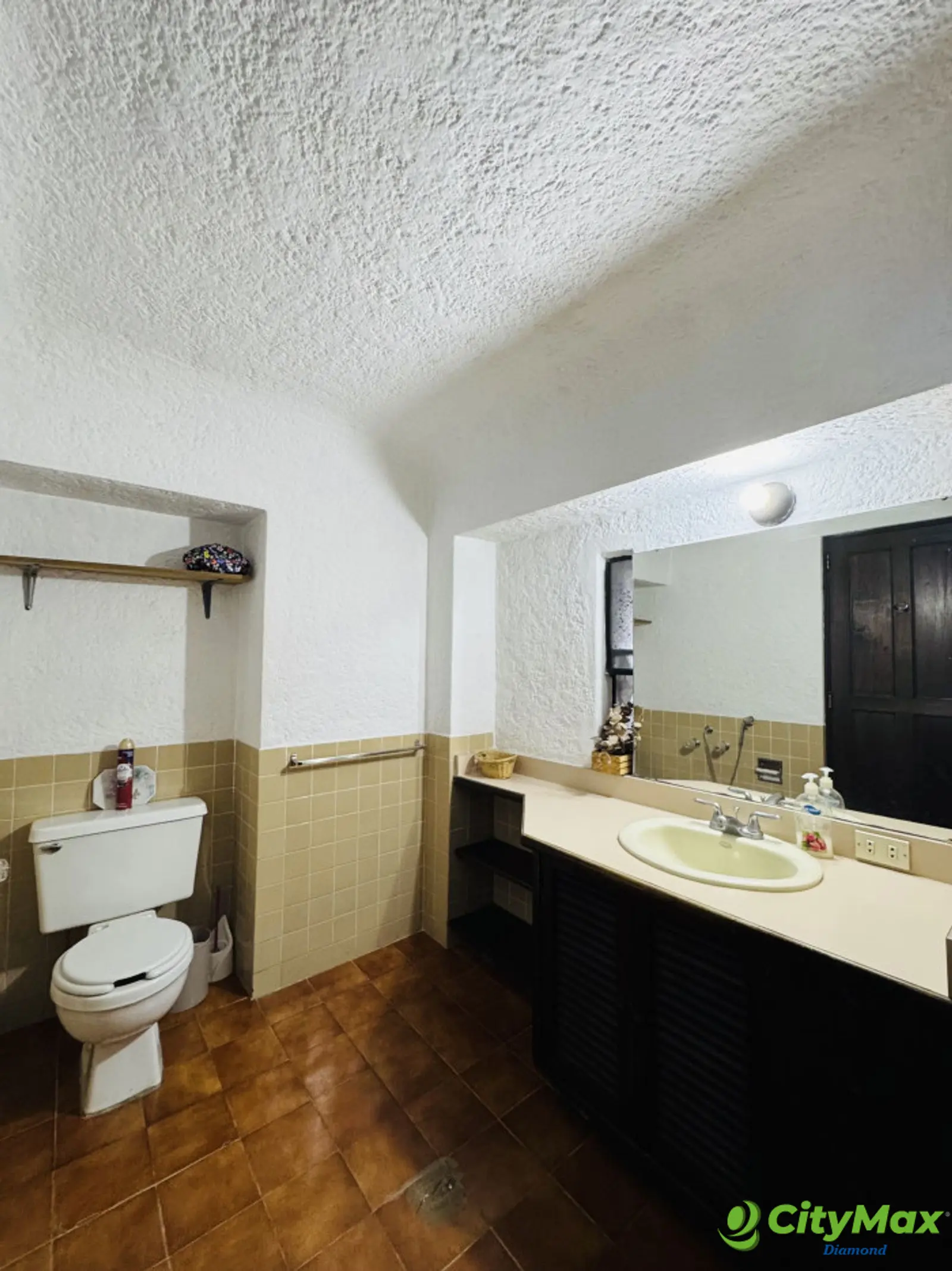 Apartamento Amueblado en Renta y Venta Zona 10  - foto 11