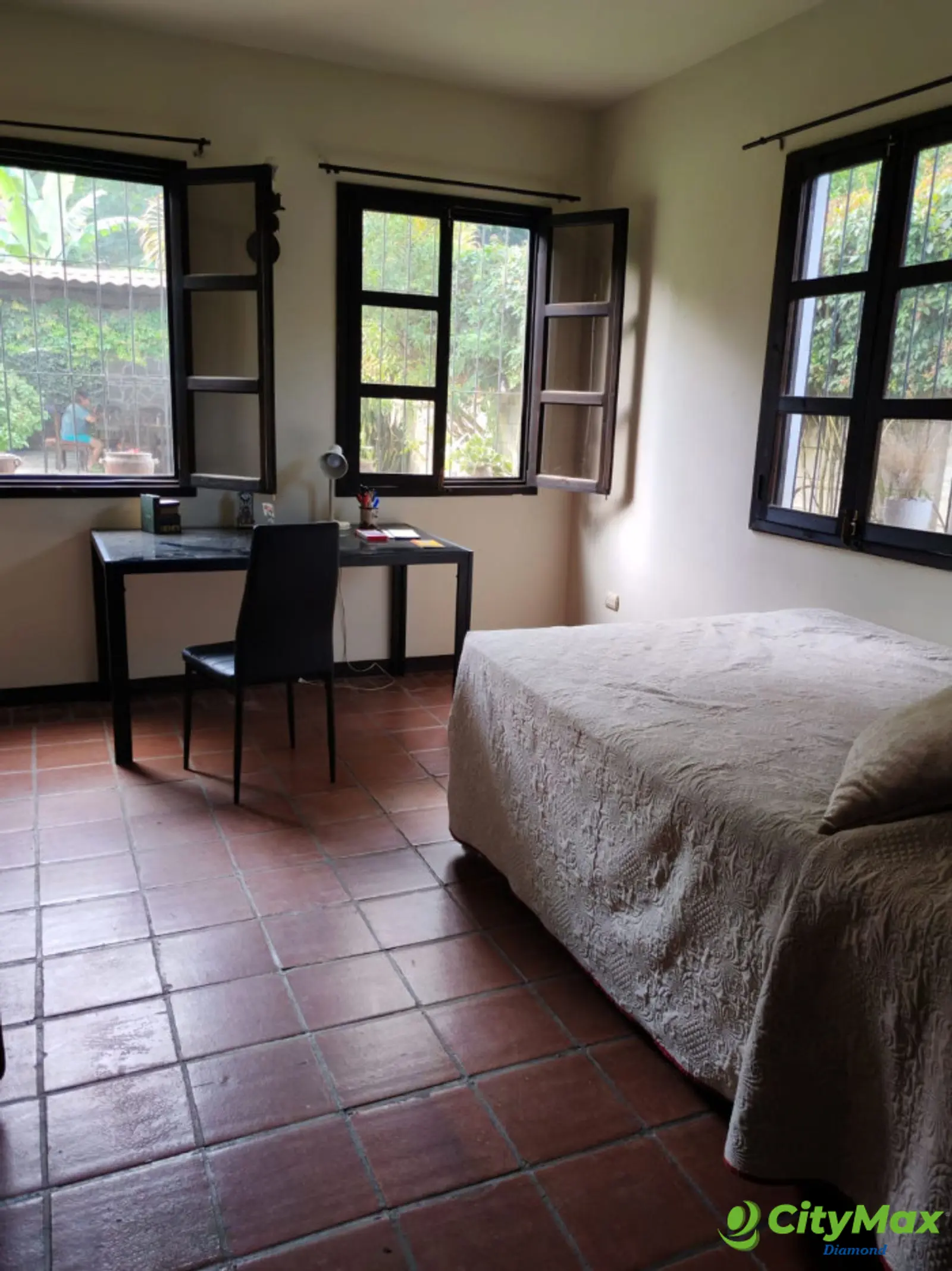 Casa en venta y renta en Antigua Guatemala - foto 11