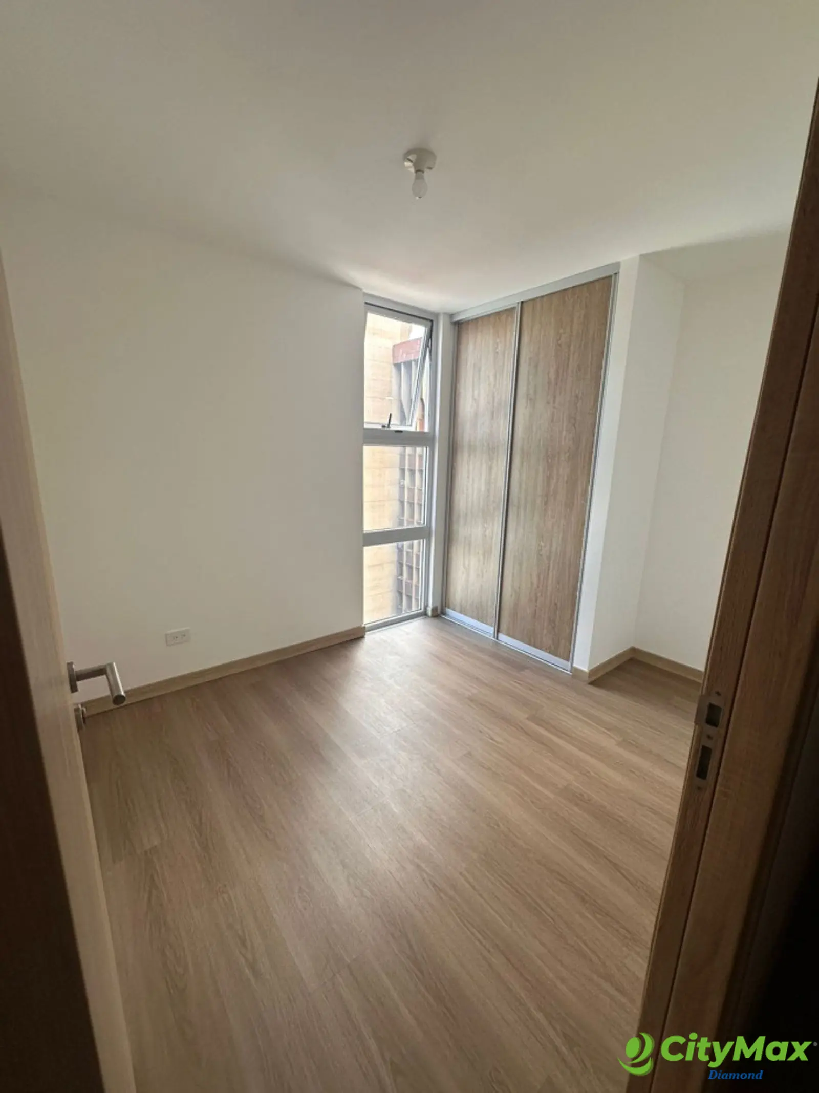 Apartamento en venta/renta Zona 4 Edificio Vivo - foto 4
