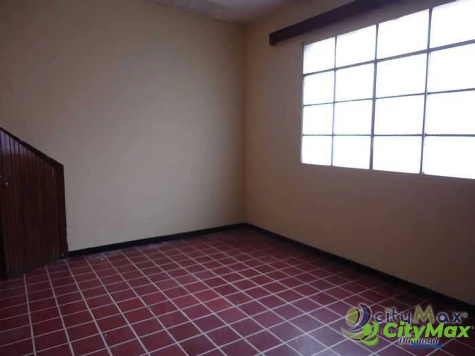 Casa para uso comercial en renta zona 5 - foto 4