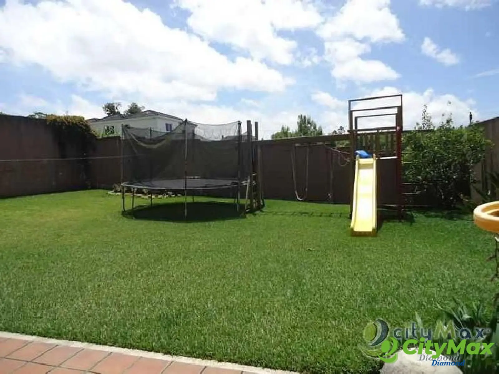 CASA EN VENTA EN CONDOMINIO COLINAS DE CASTEL - foto 12
