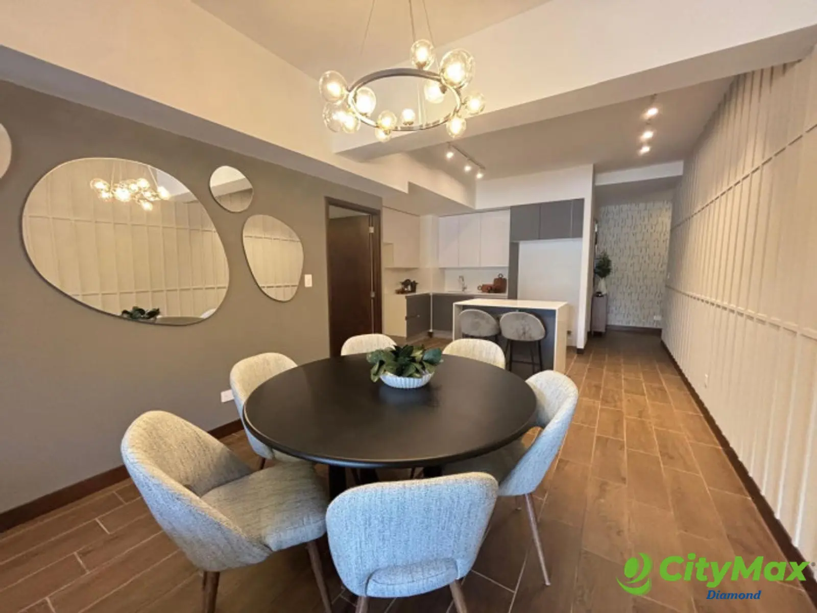 Apartamento en Venta en Zona 10 cercano a Diagonal 6 - foto 10