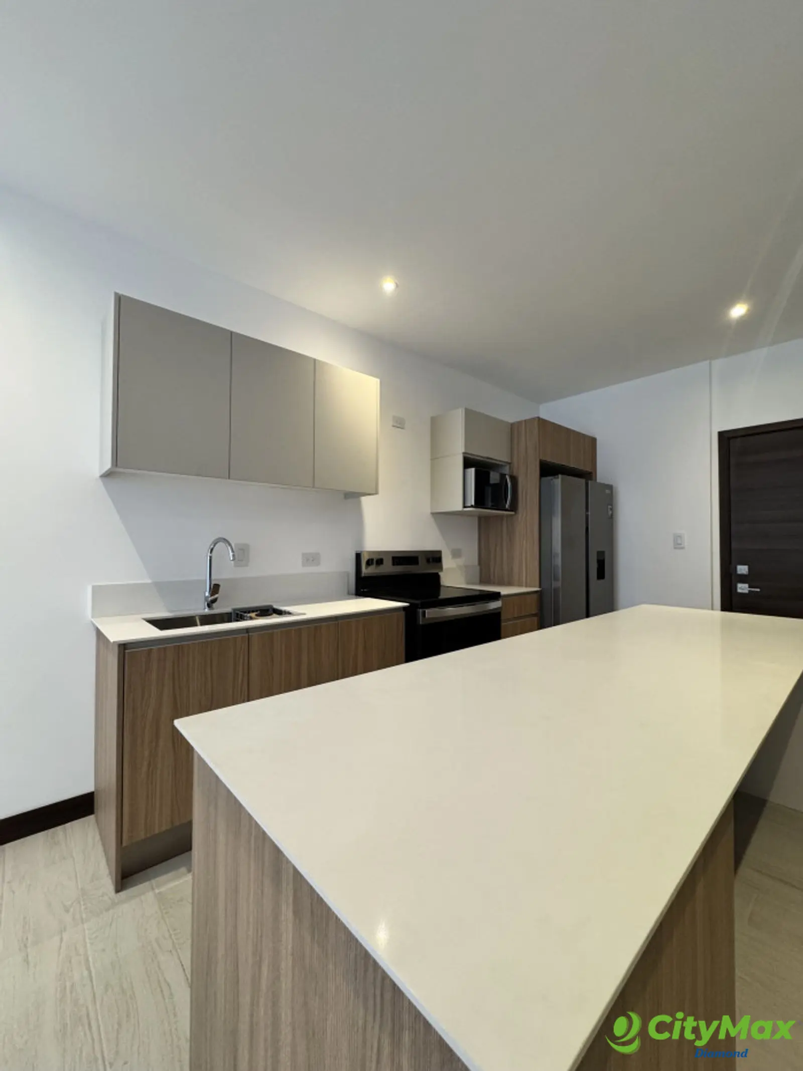 Apartamento en Venta Spazio Zona 15 Vista Hermosa 3 - foto 2