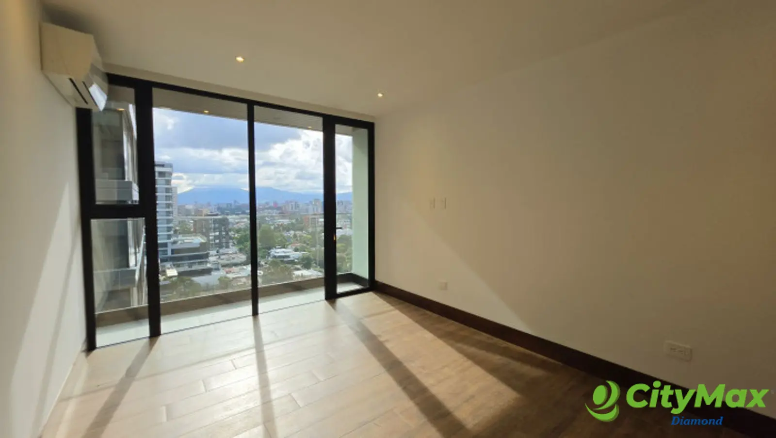 Apartamento en Renta de 2 habitaciones en Gaura Zona 15 - foto 9