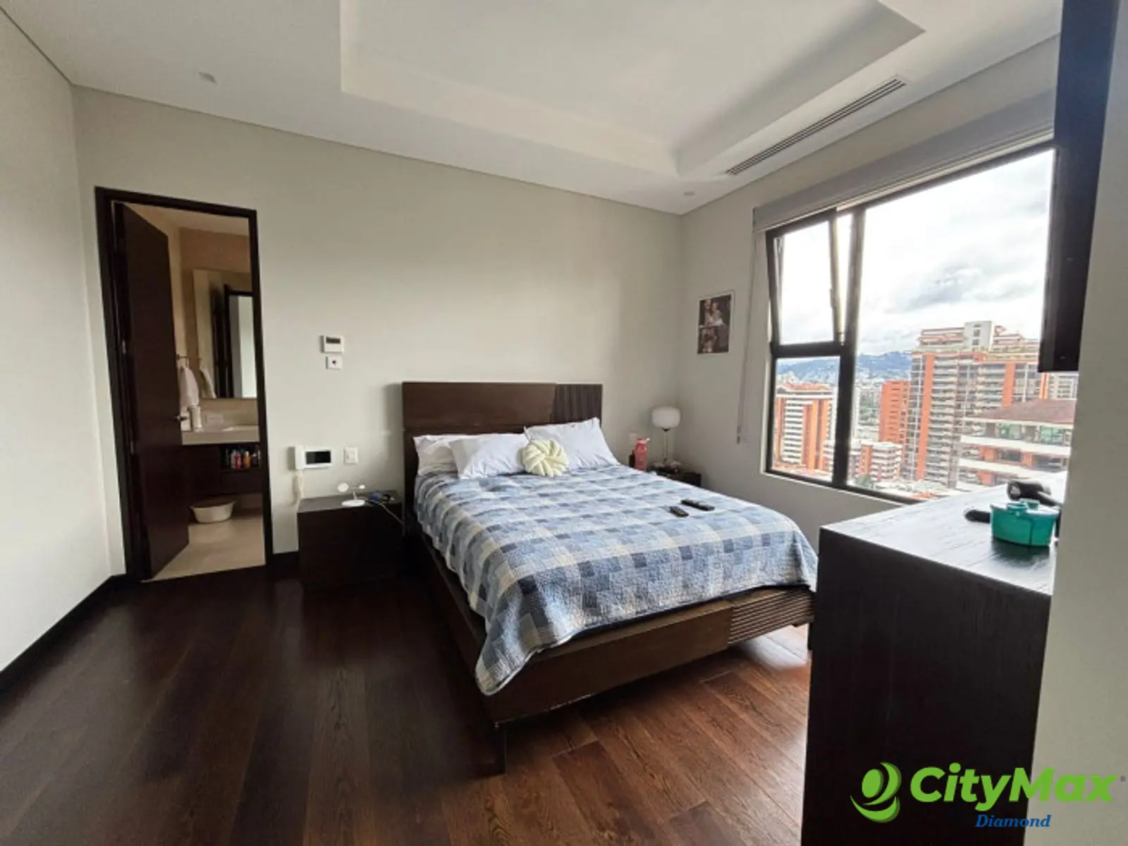 Apartamento de Lujo en Venta en Zona 14 - foto 10