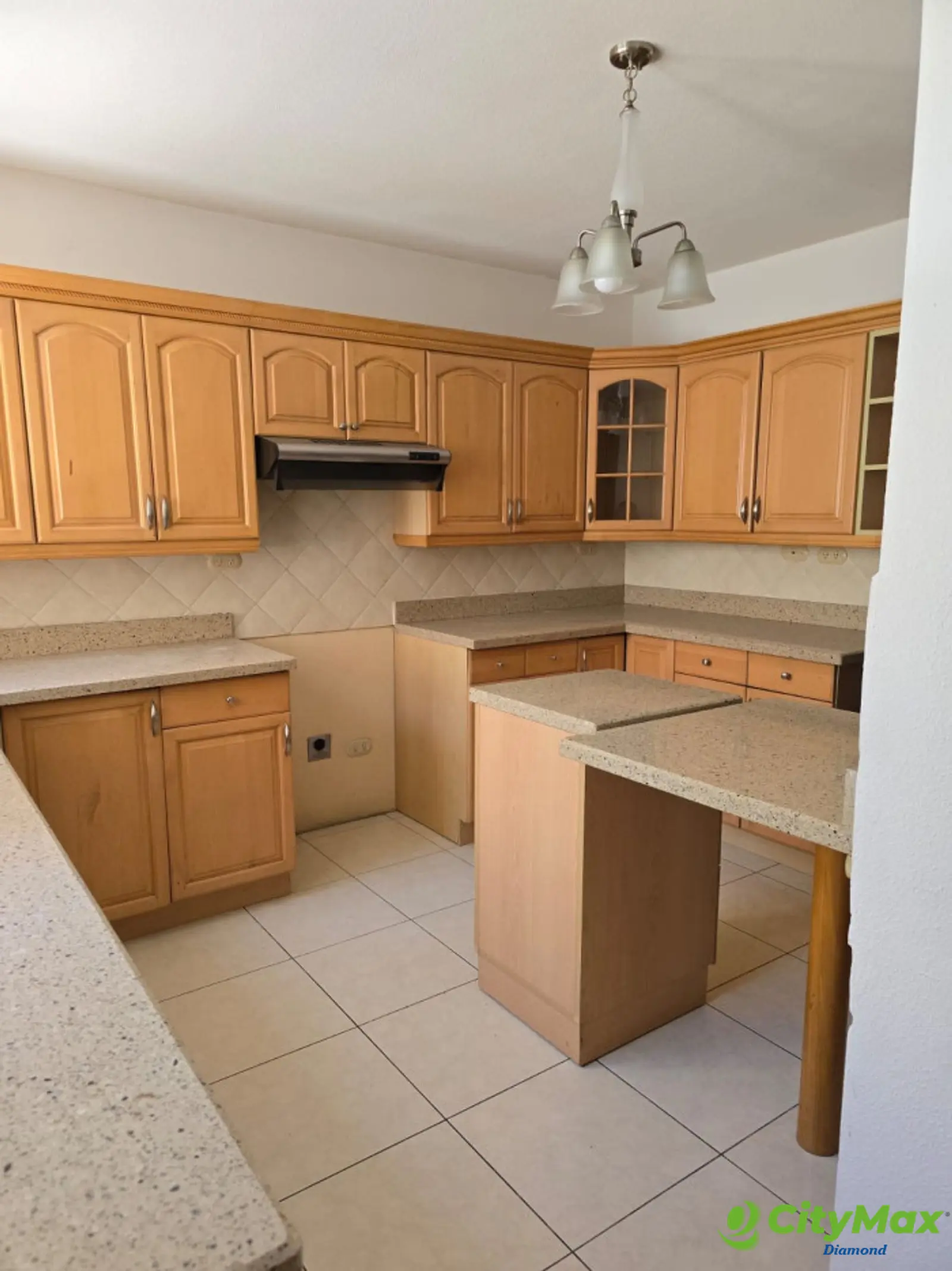 Casa en renta en zona 14 en Condominio - foto 5