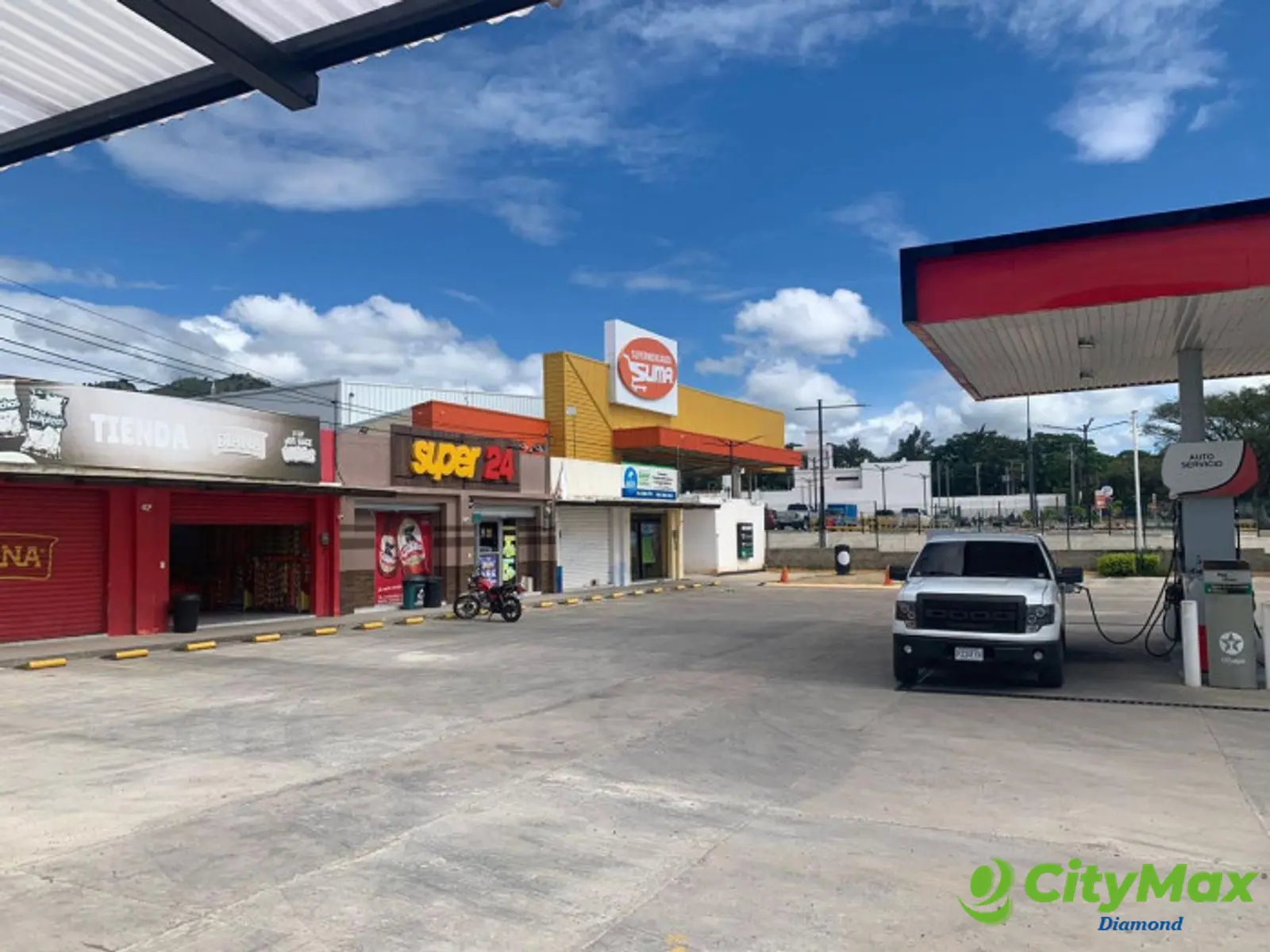 Local de 80m² en renta en Plaza en Carretera a Jutiapa - foto 11