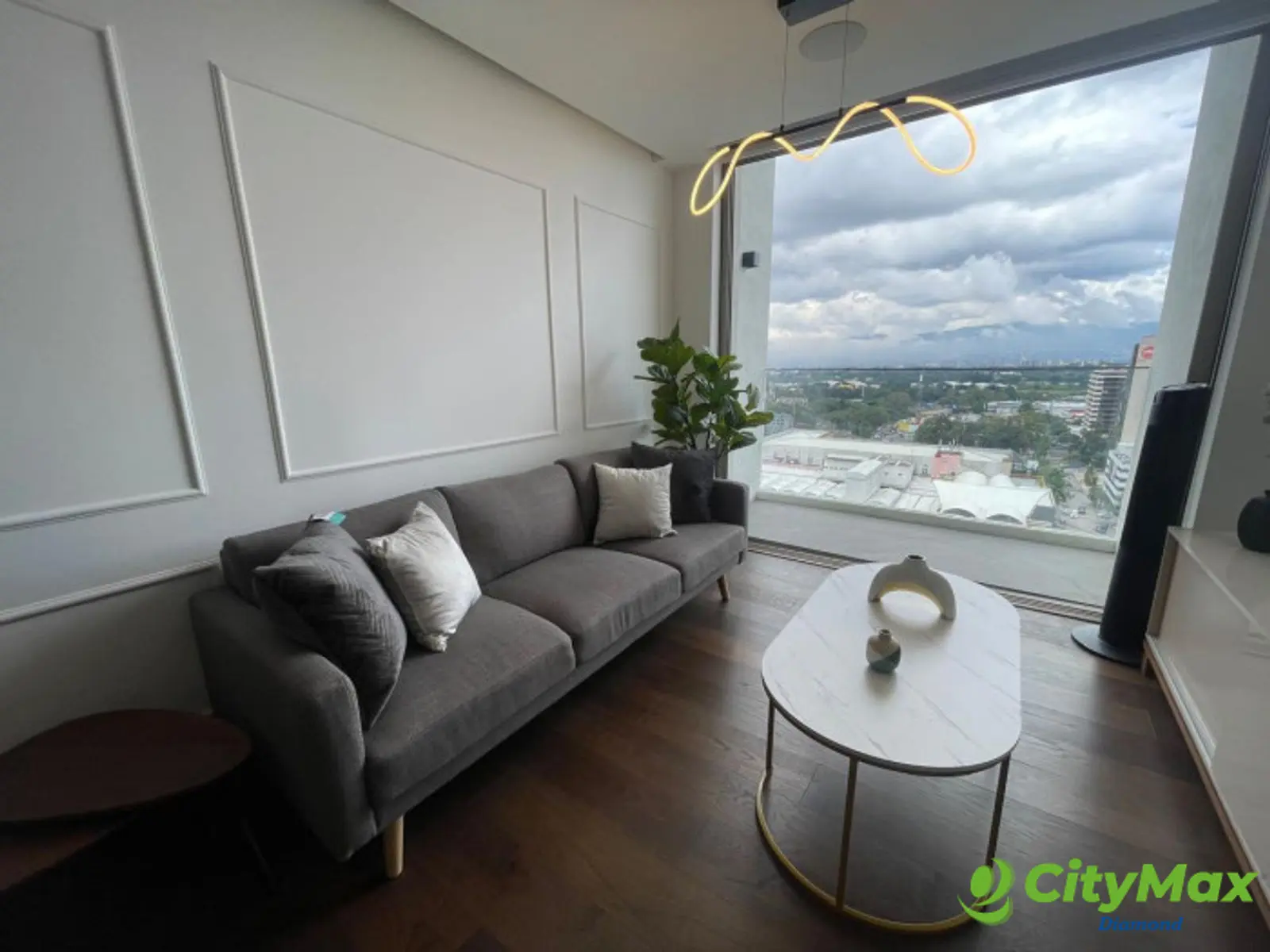 Apartamento Amueblado en Renta en Zona 10 - foto 5