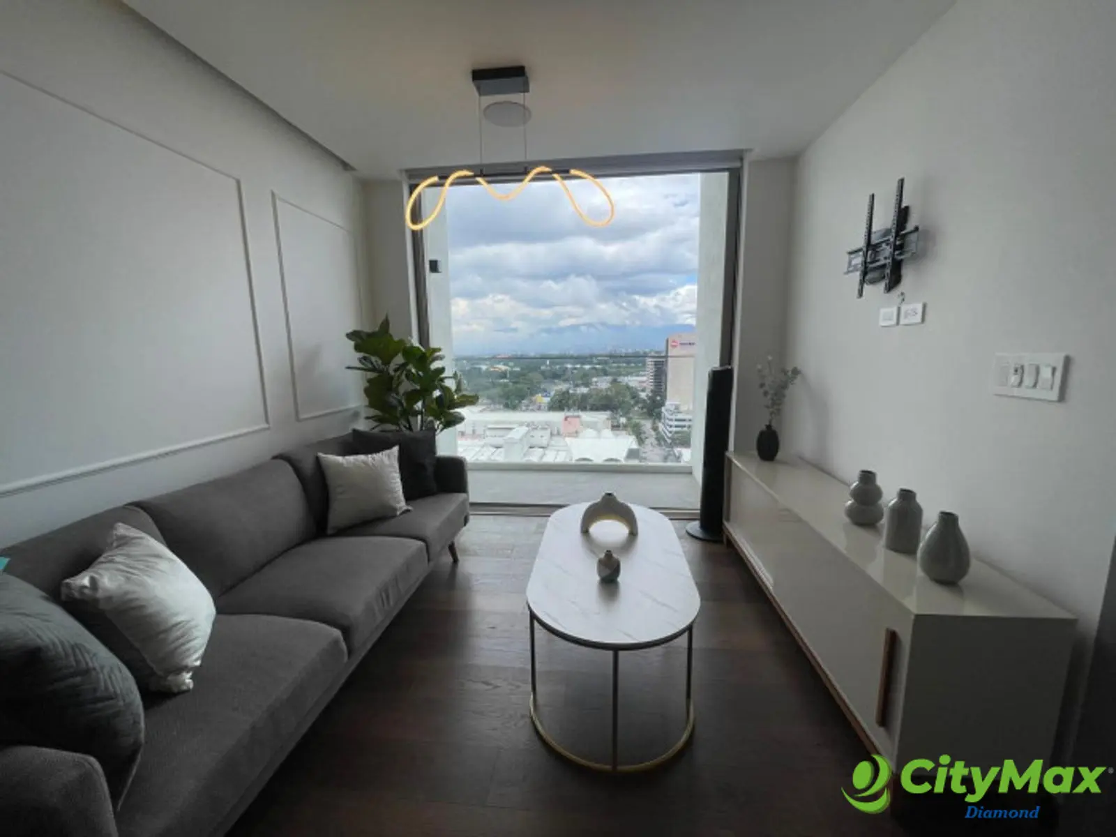 Apartamento Amueblado en Renta en Zona 10 - foto 6