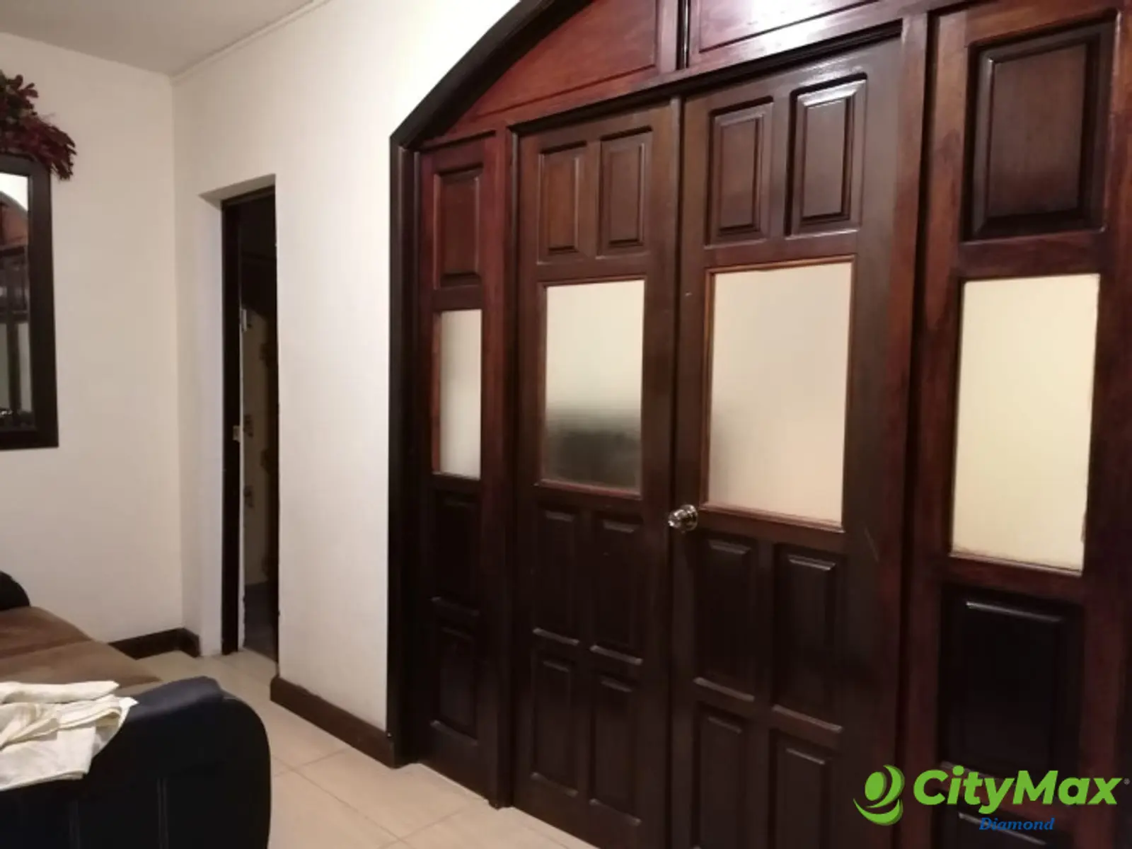 Venta Casa grande con apartamentos en zona 12 - foto 13