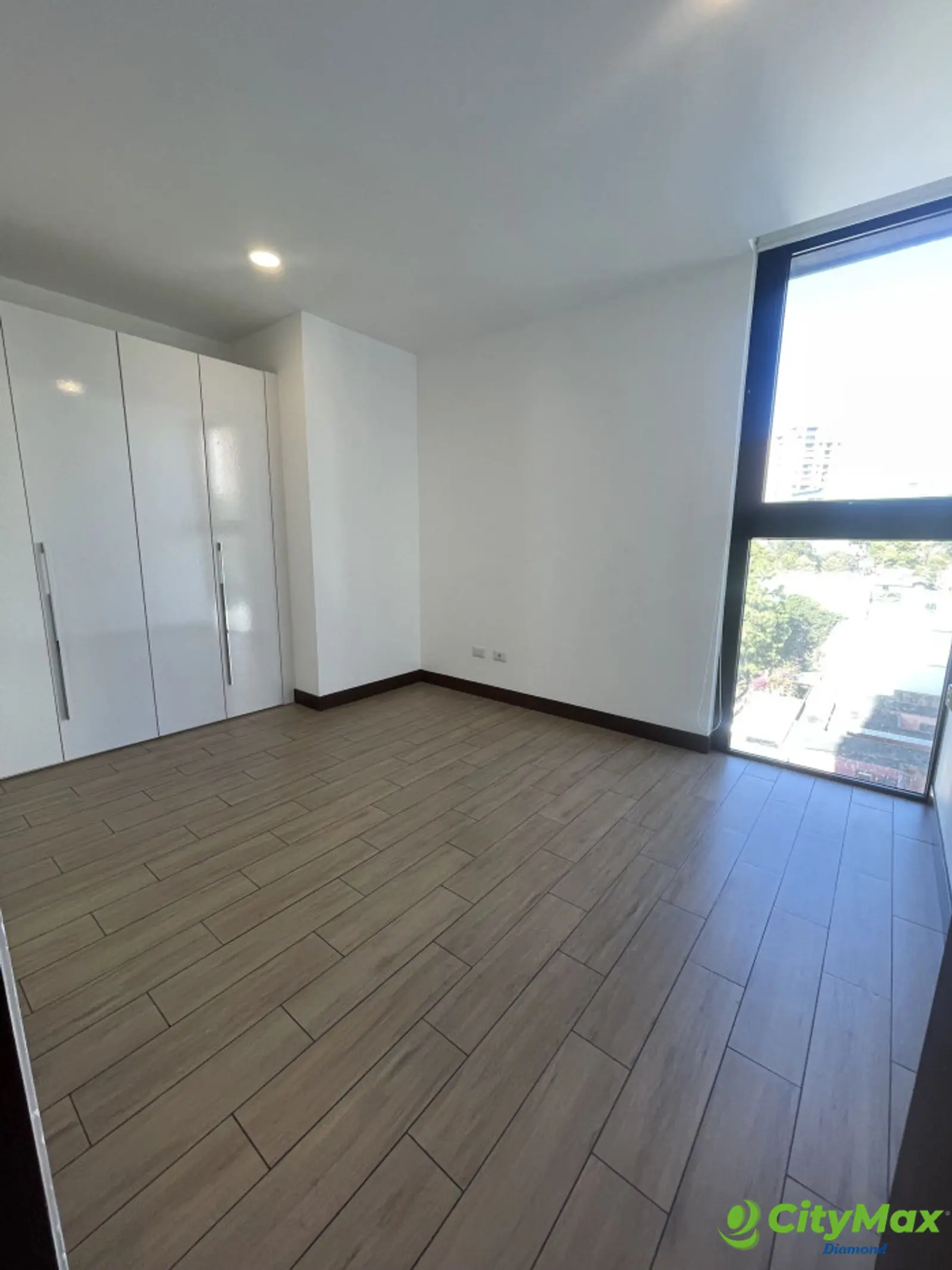 Apartamento en Venta en zona 15 - foto 9