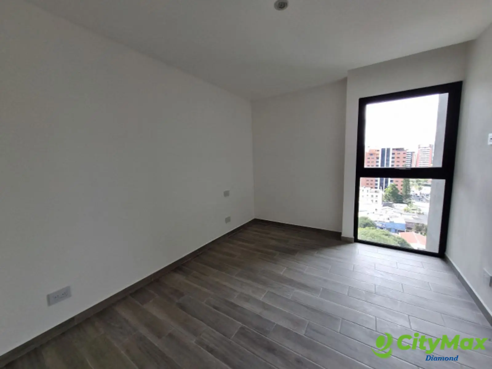 RENTA/ALQUILER APARTAMENTO PARQUE 10 zona 10 - foto 9