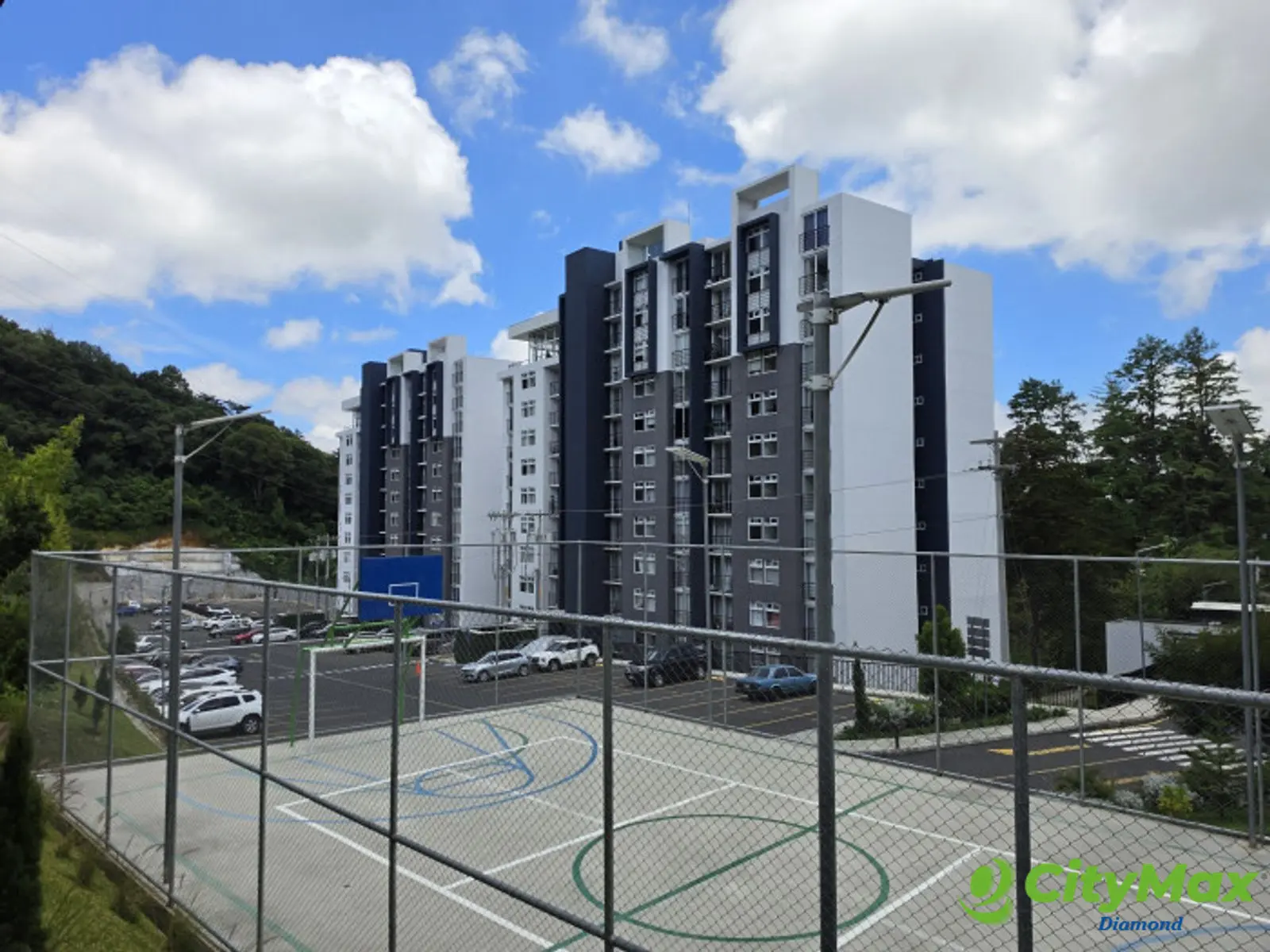 Apartamento en Renta en Monet Cristo Rey Puerta Parada - Edificio