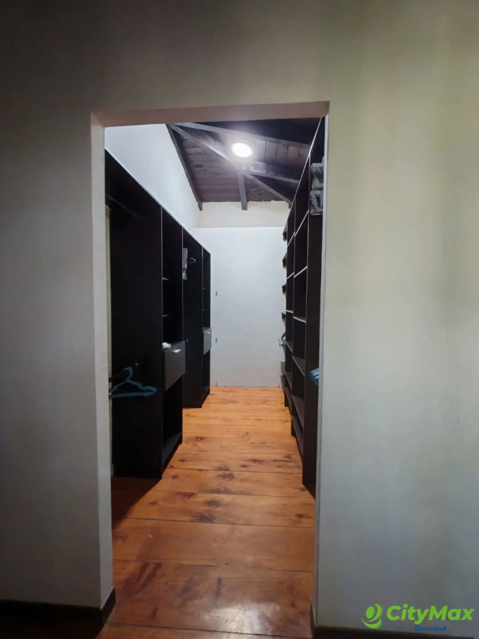 Casa en venta y renta en Antigua Guatemala - foto 16