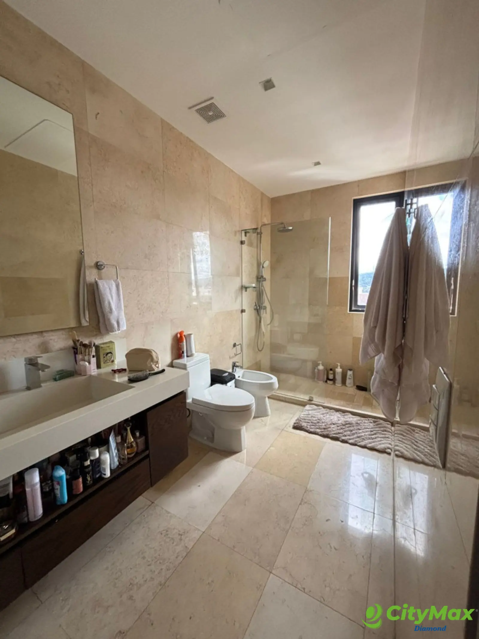 Apartamento de Lujo en Venta en Zona 14 - foto 14