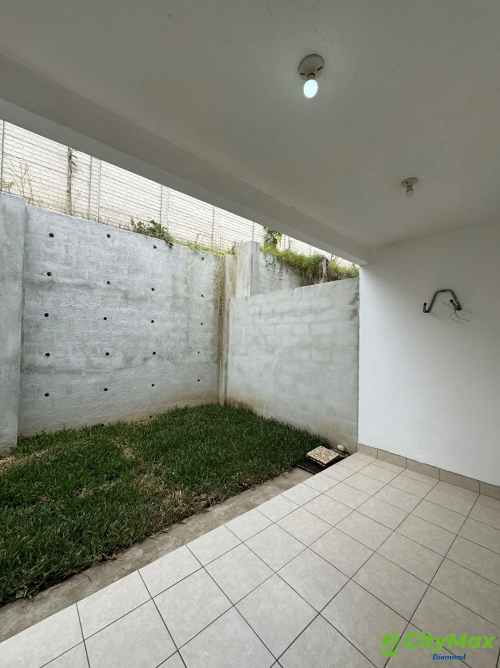 Casa en renta condominio Zona 16 Blvd. Acatán - foto 15