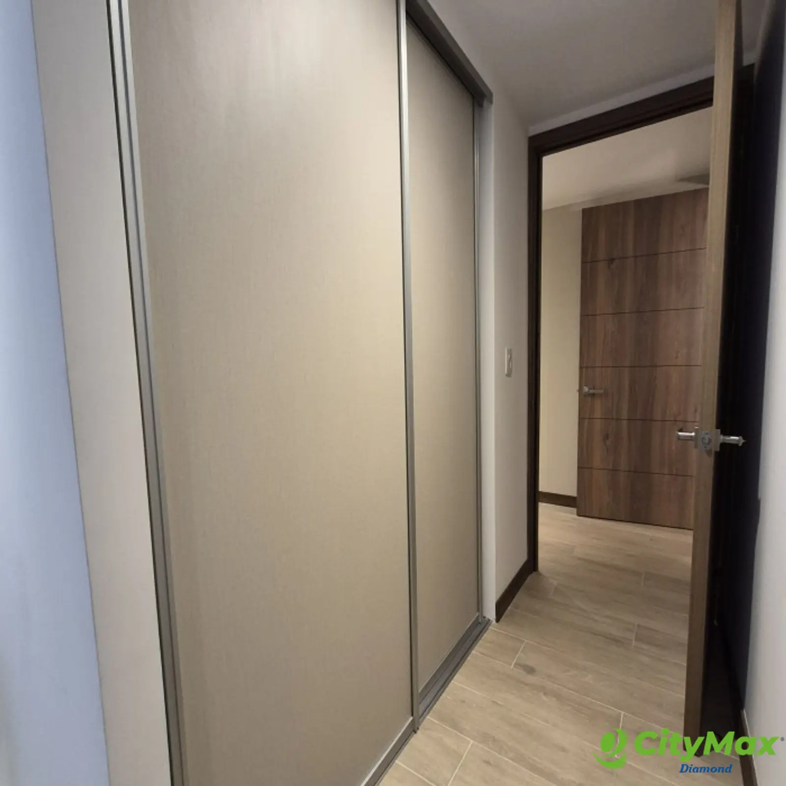 Apartamento en Planos en Venta en Zona 15 Guatemala - foto 19